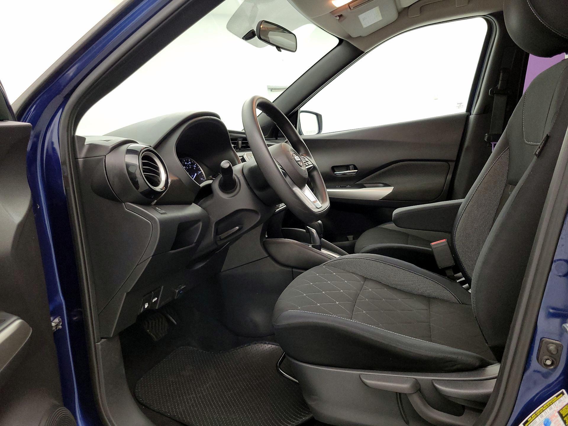 Thumbnail: 2018 Nissan Kicks - 11