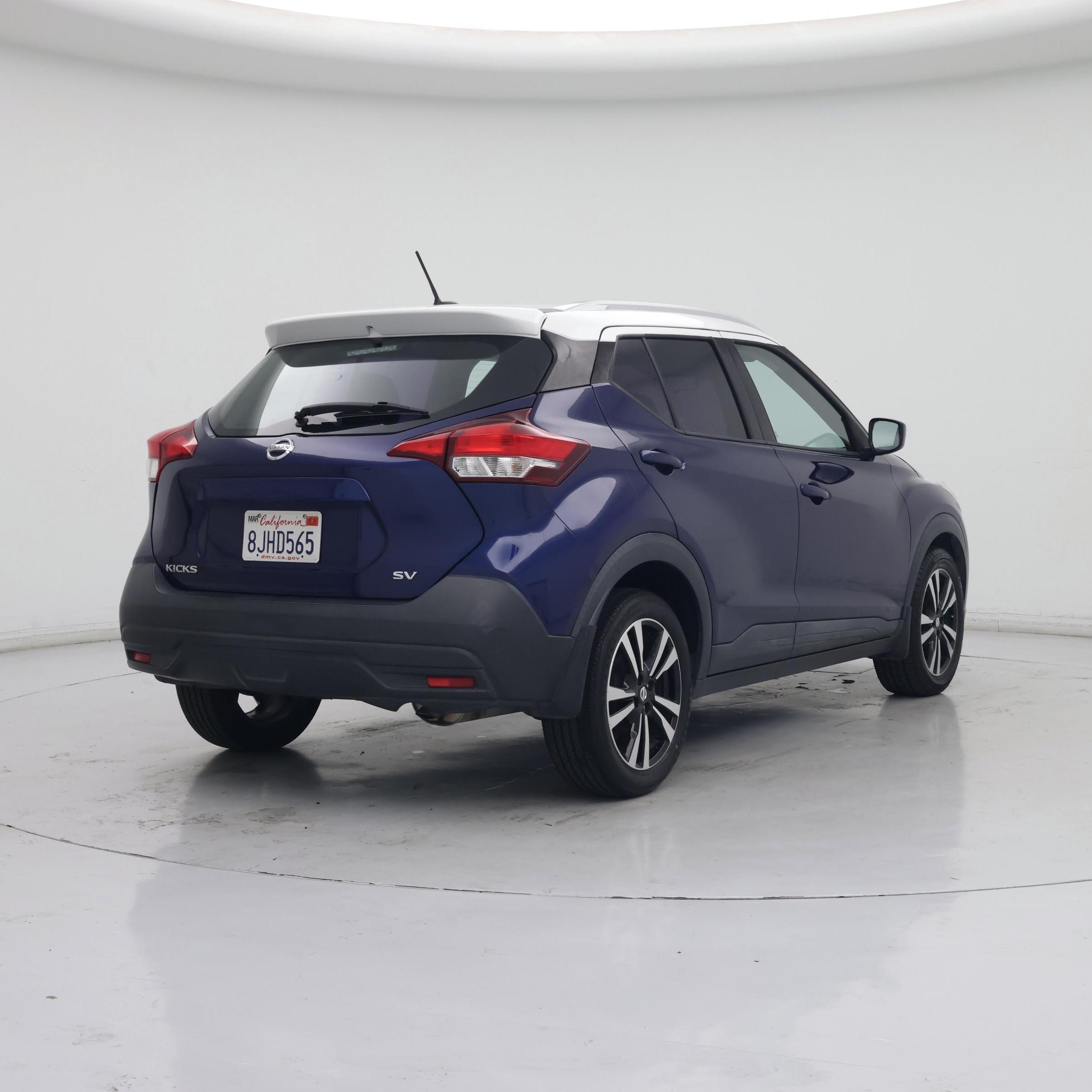 Thumbnail: 2018 Nissan Kicks - 8