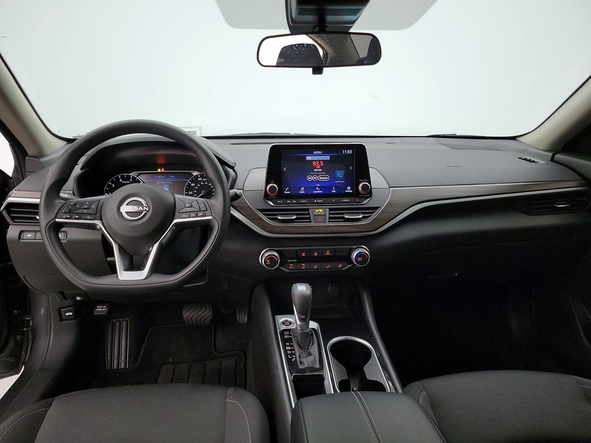 Thumbnail: 2024 Nissan Altima - 9