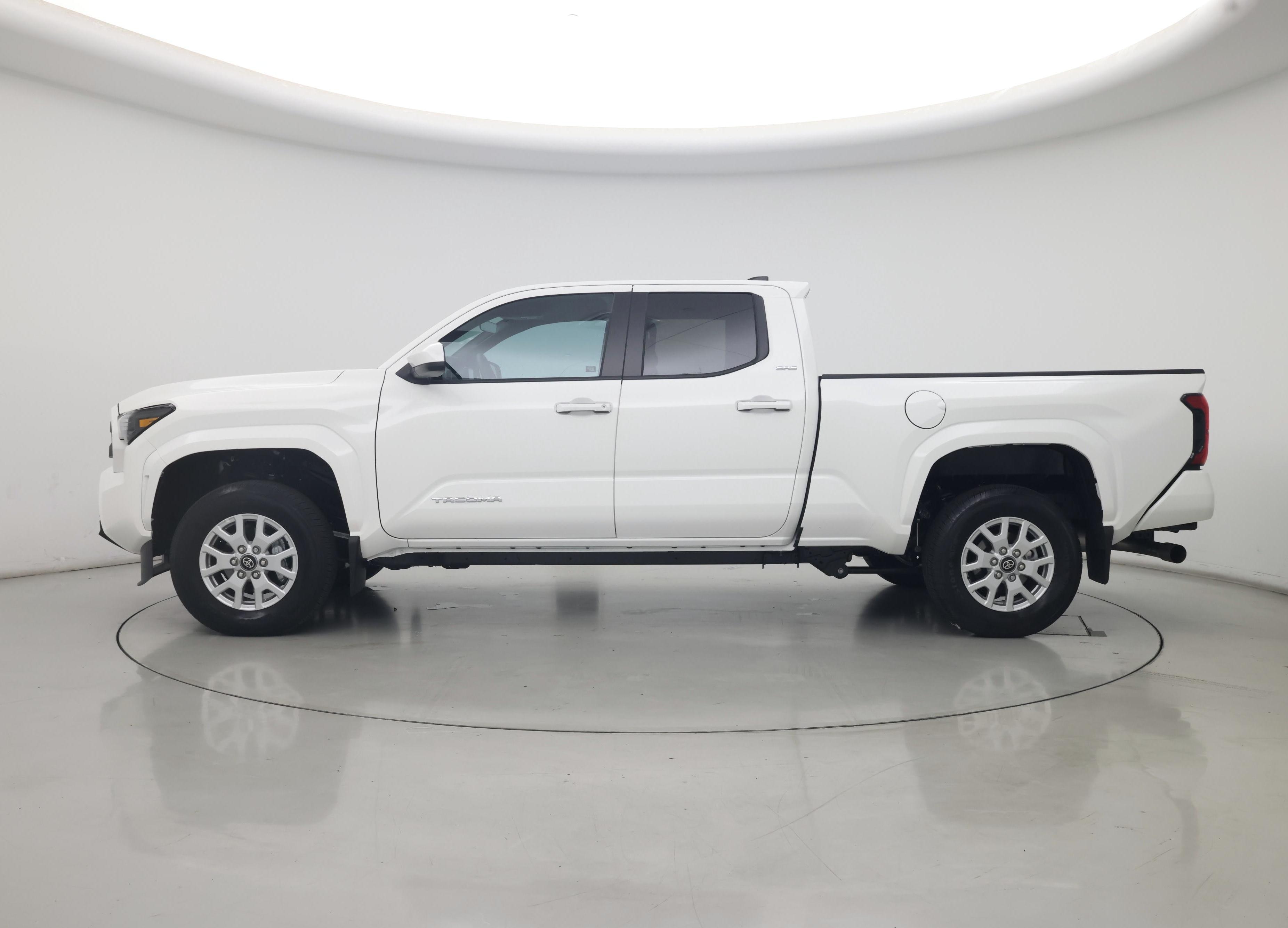 Thumbnail: 2025 Toyota Tacoma - 3
