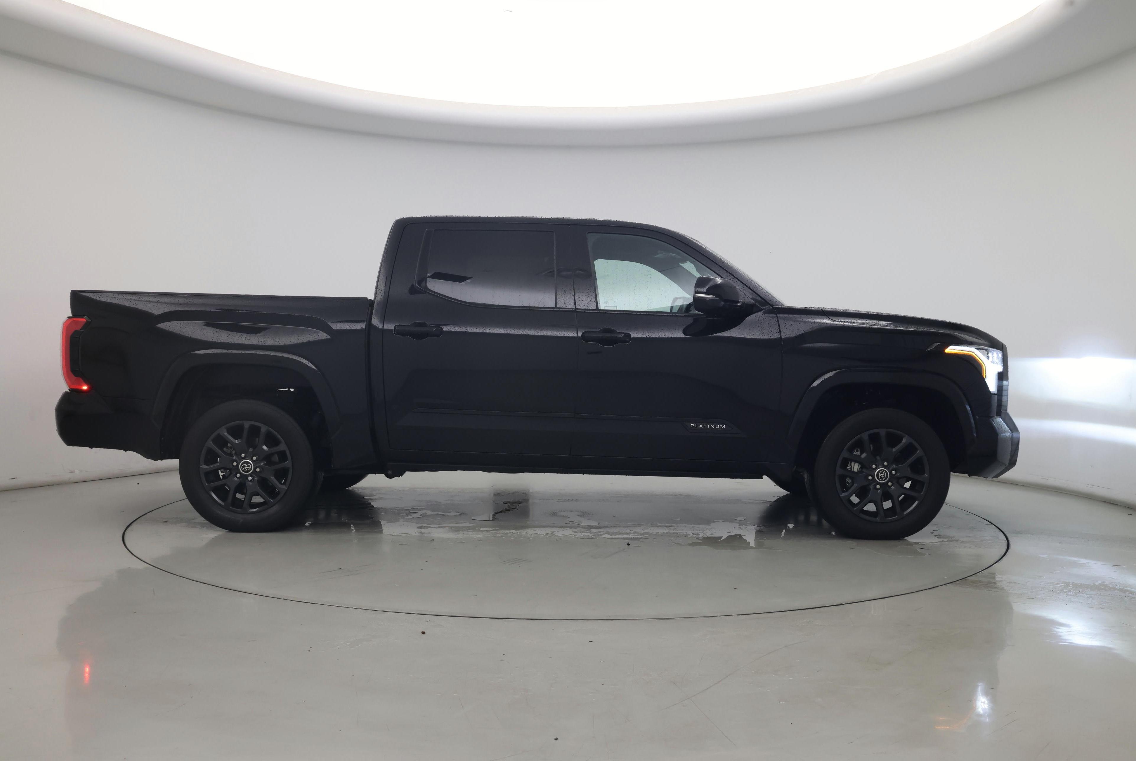 Thumbnail: 2023 Toyota Tundra - 7