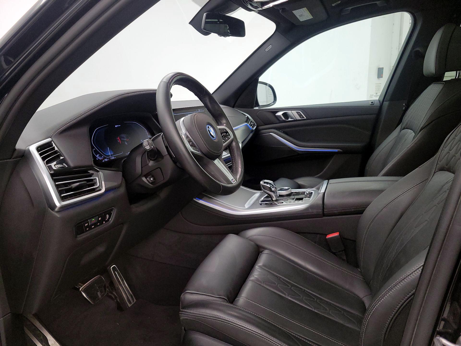Thumbnail: 2022 BMW X5 - 11