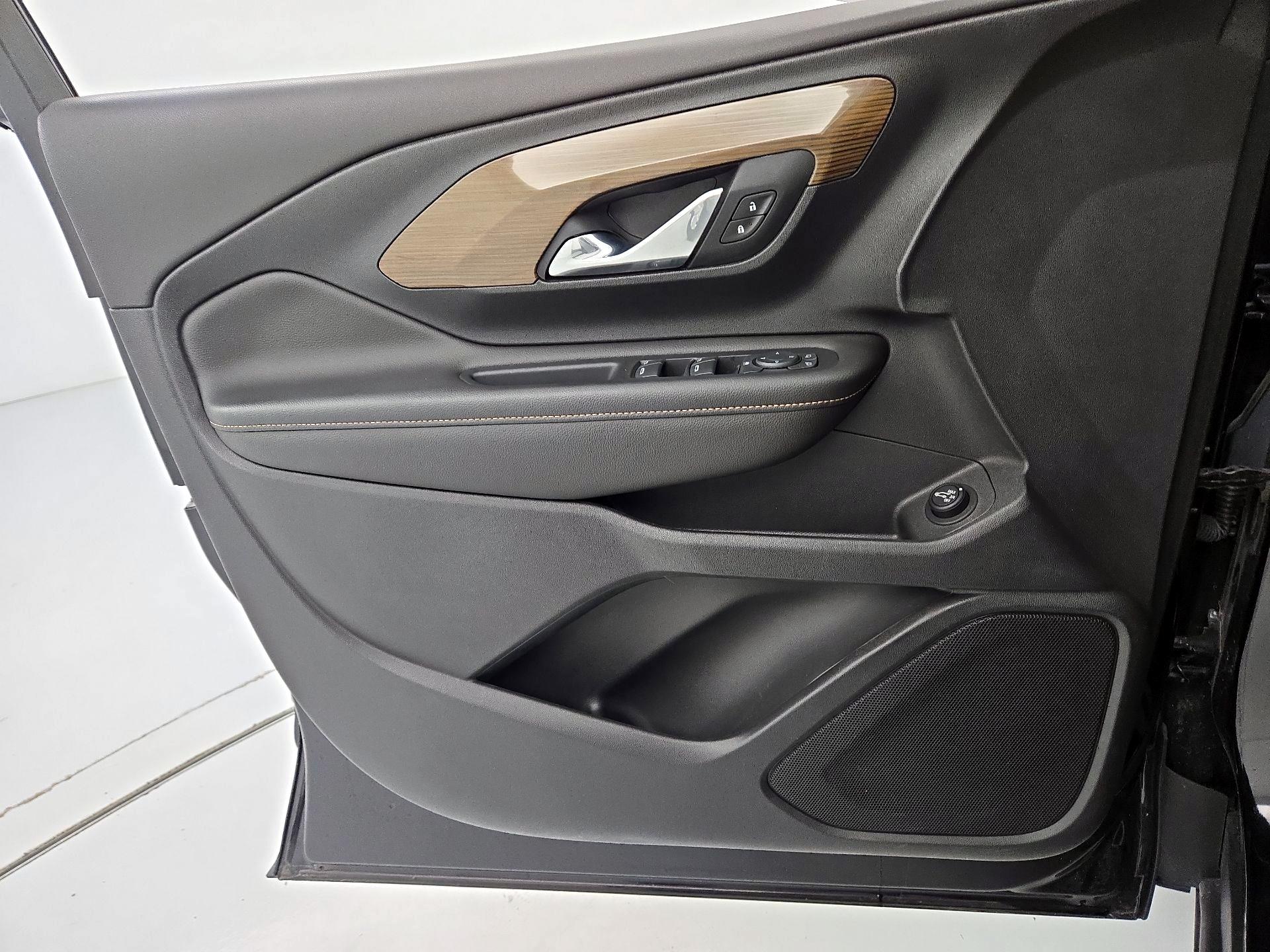 Thumbnail: 2020 GMC Terrain - 12