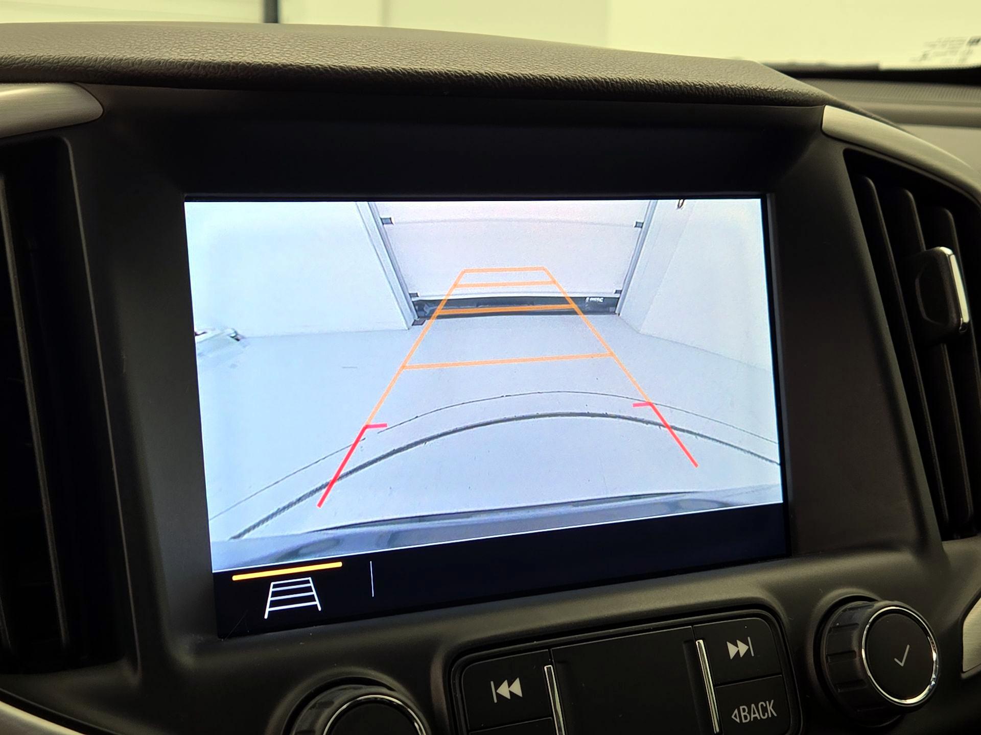 Thumbnail: 2020 GMC Terrain - 15