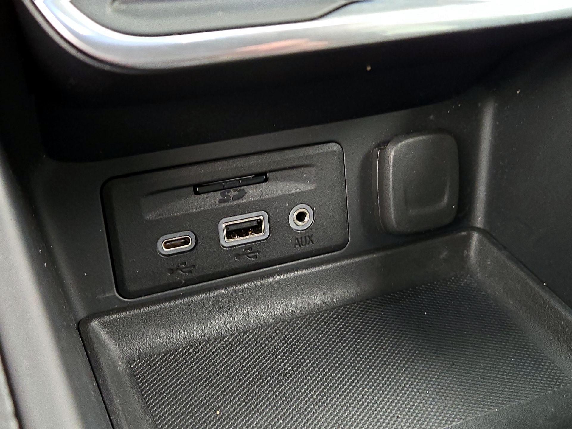 Thumbnail: 2020 GMC Terrain - 19