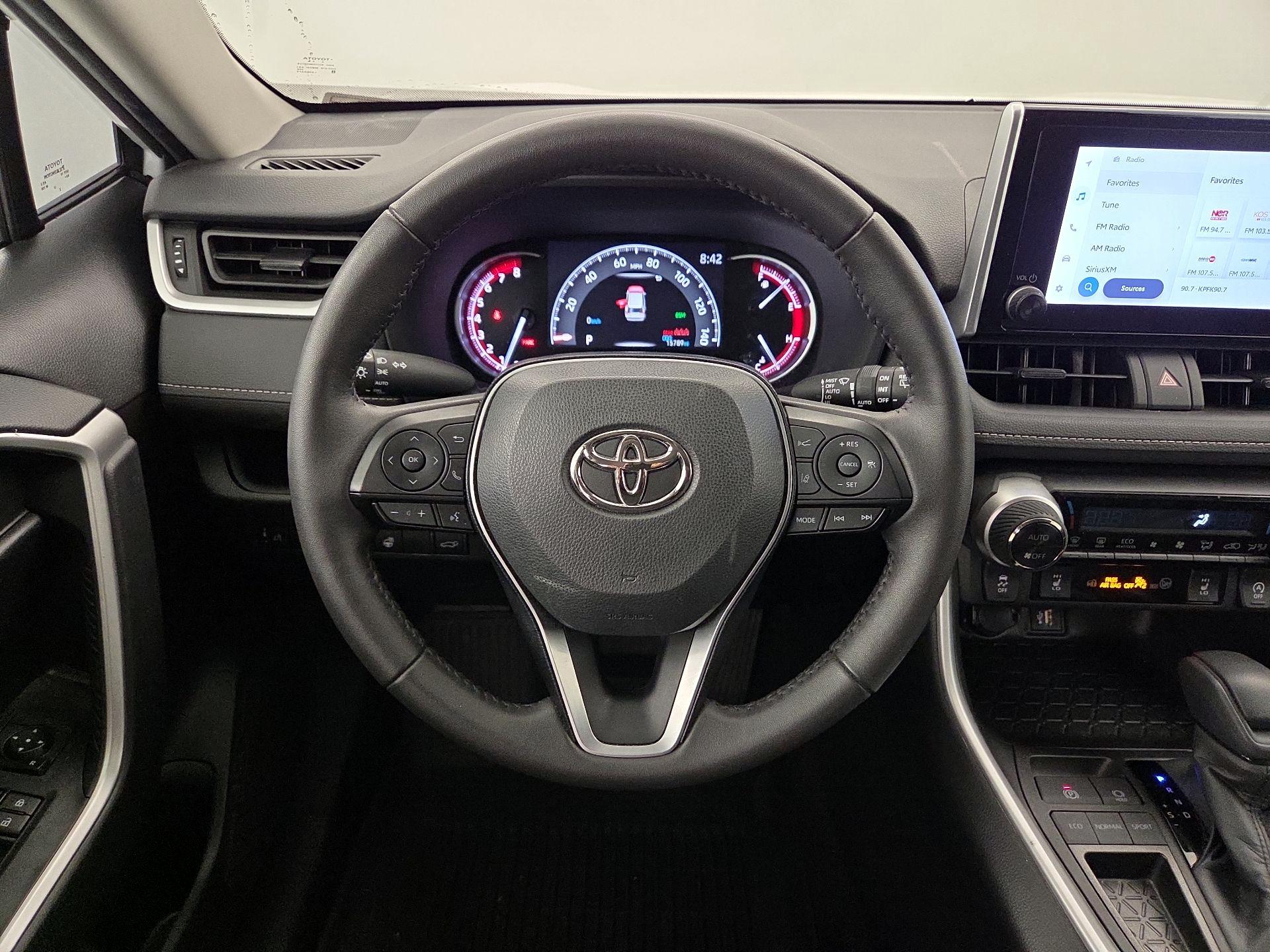 Thumbnail: 2023 Toyota RAV4 - 10