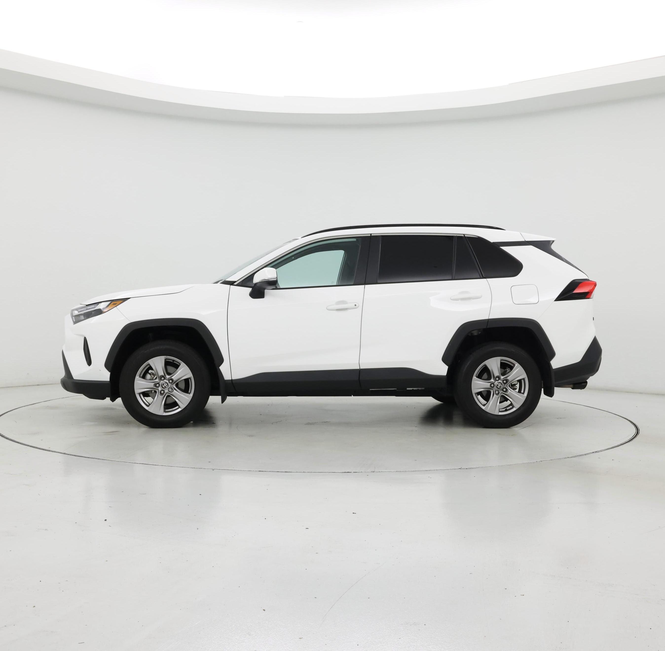Thumbnail: 2023 Toyota RAV4 - 3