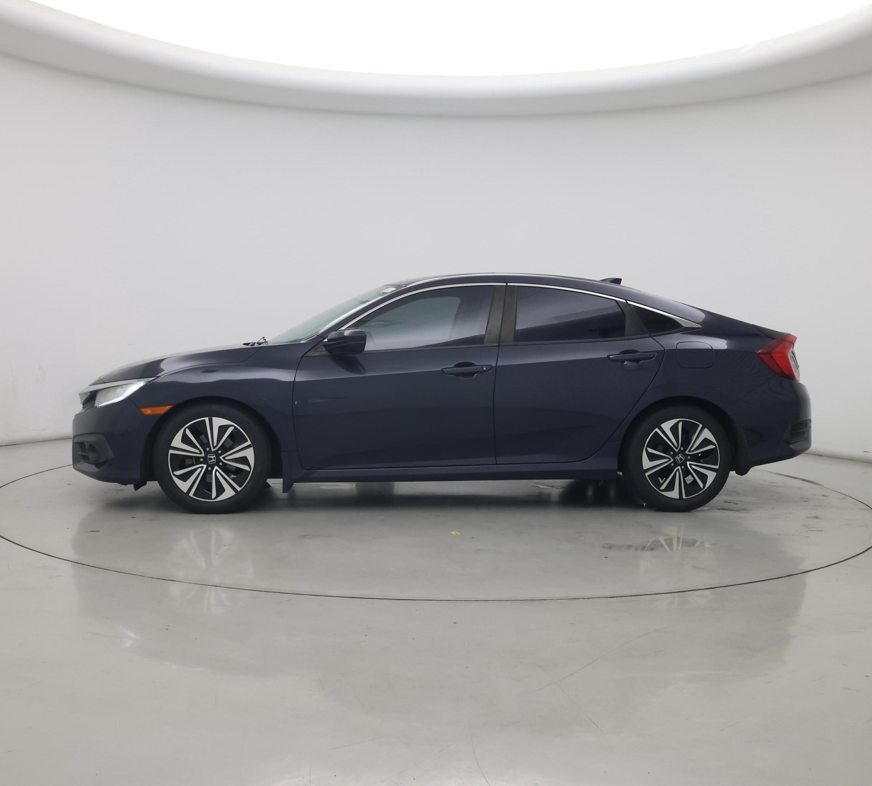 Thumbnail: 2017 Honda Civic - 3