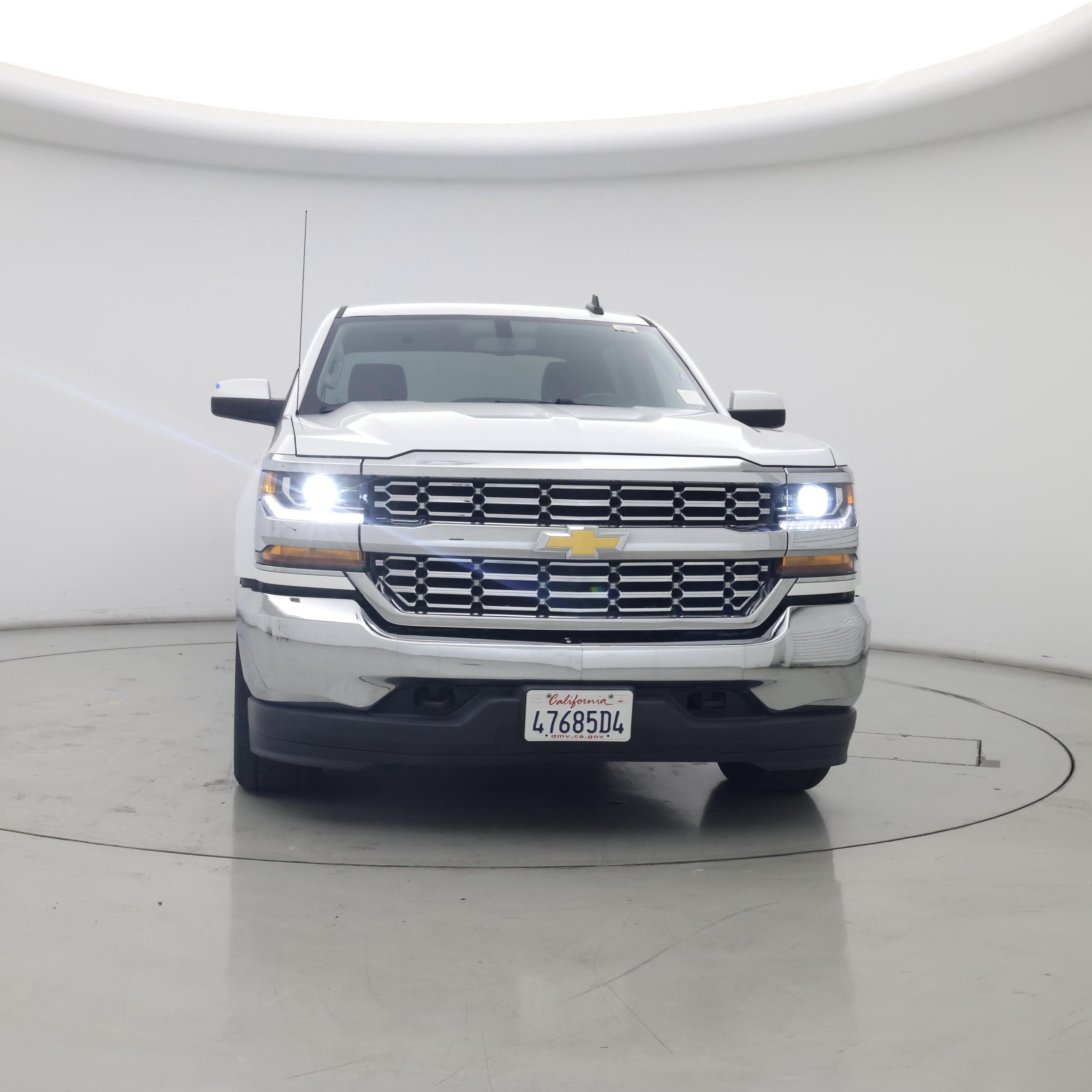 Thumbnail: 2018 Chevrolet Silverado 1500 - 5
