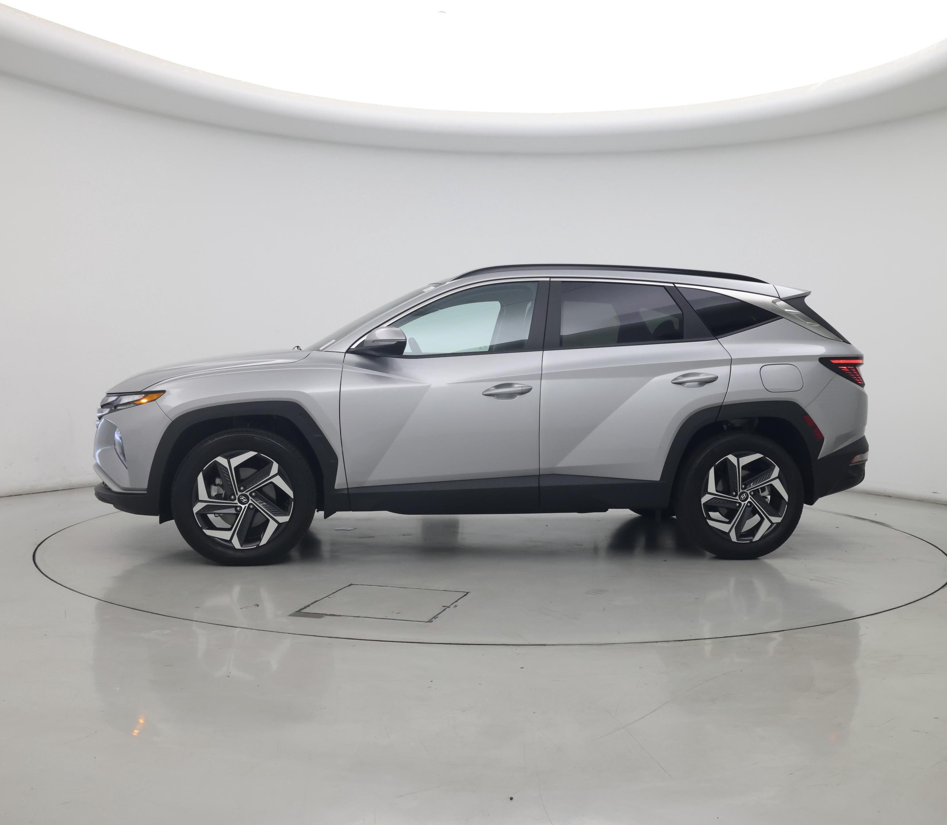 Thumbnail: 2022 Hyundai Tucson - 3