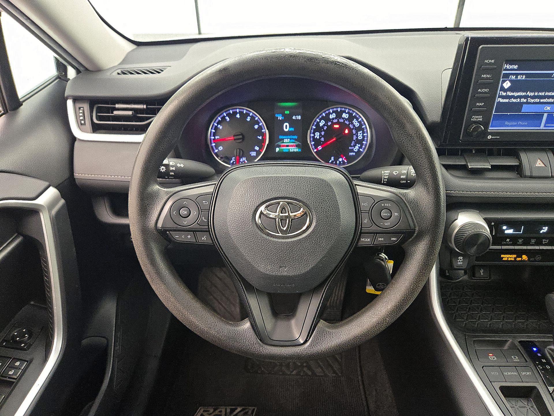 Thumbnail: 2020 Toyota RAV4 - 10
