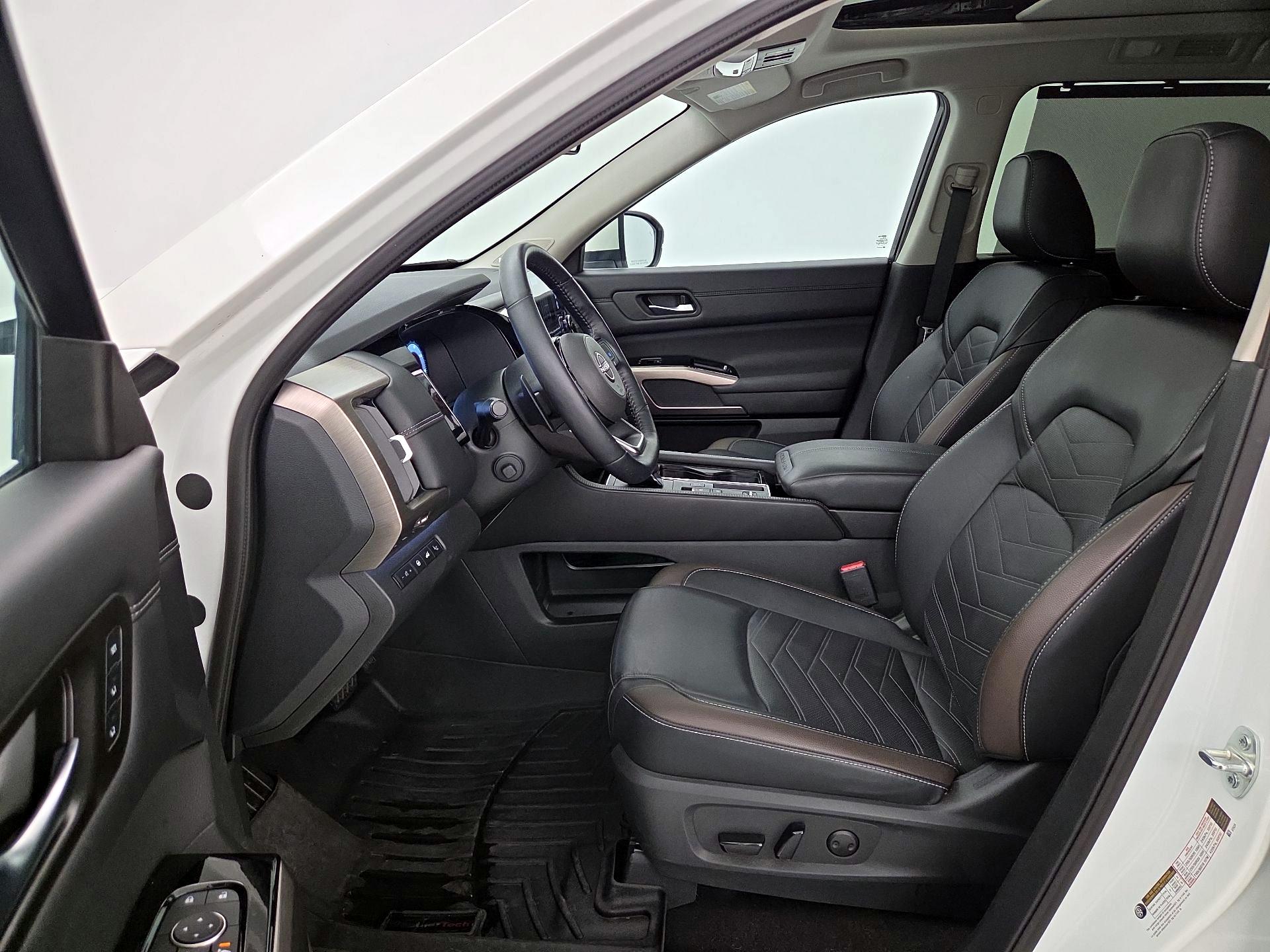 Thumbnail: 2024 Nissan Pathfinder - 11