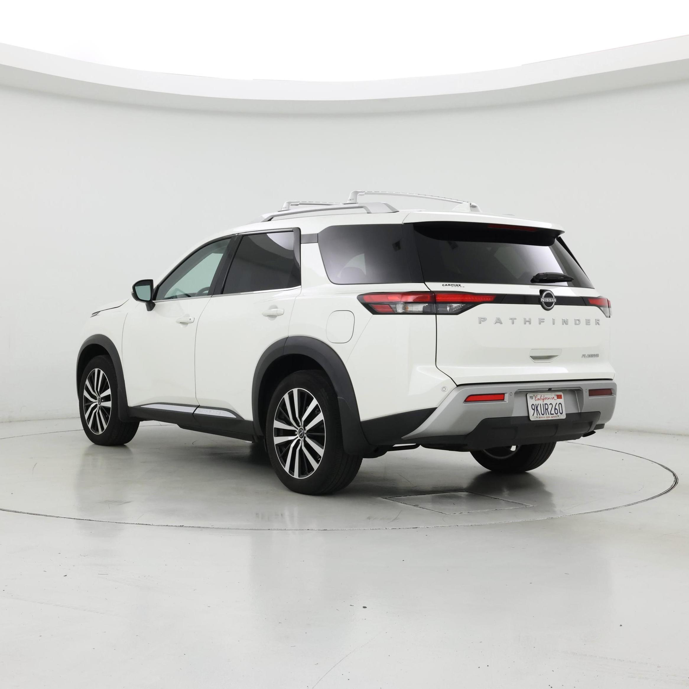 Thumbnail: 2024 Nissan Pathfinder - 2
