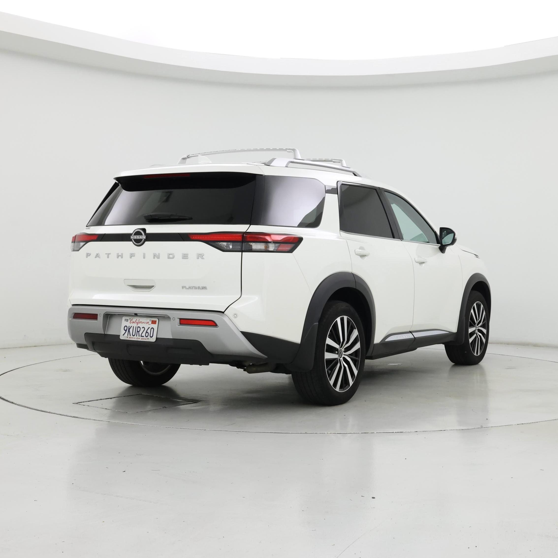 Thumbnail: 2024 Nissan Pathfinder - 8
