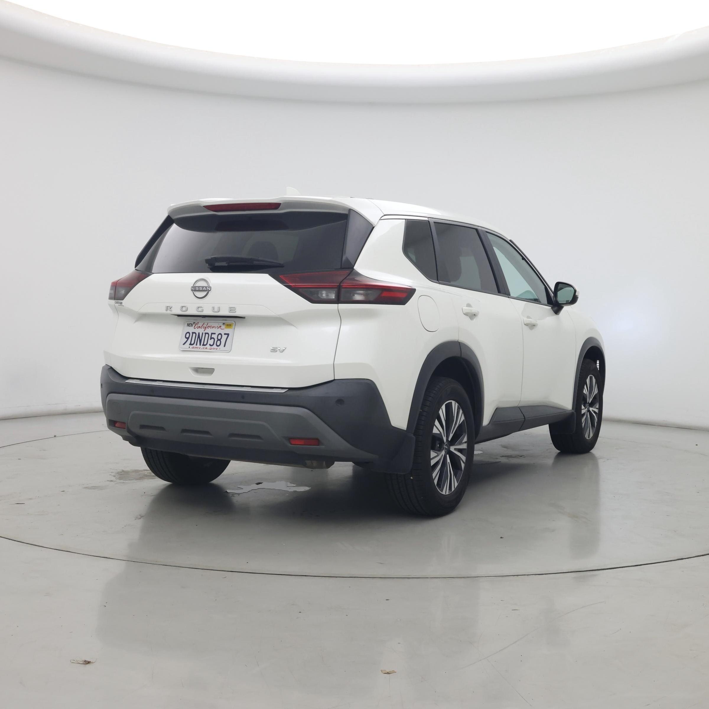 Thumbnail: 2023 Nissan Rogue - 8