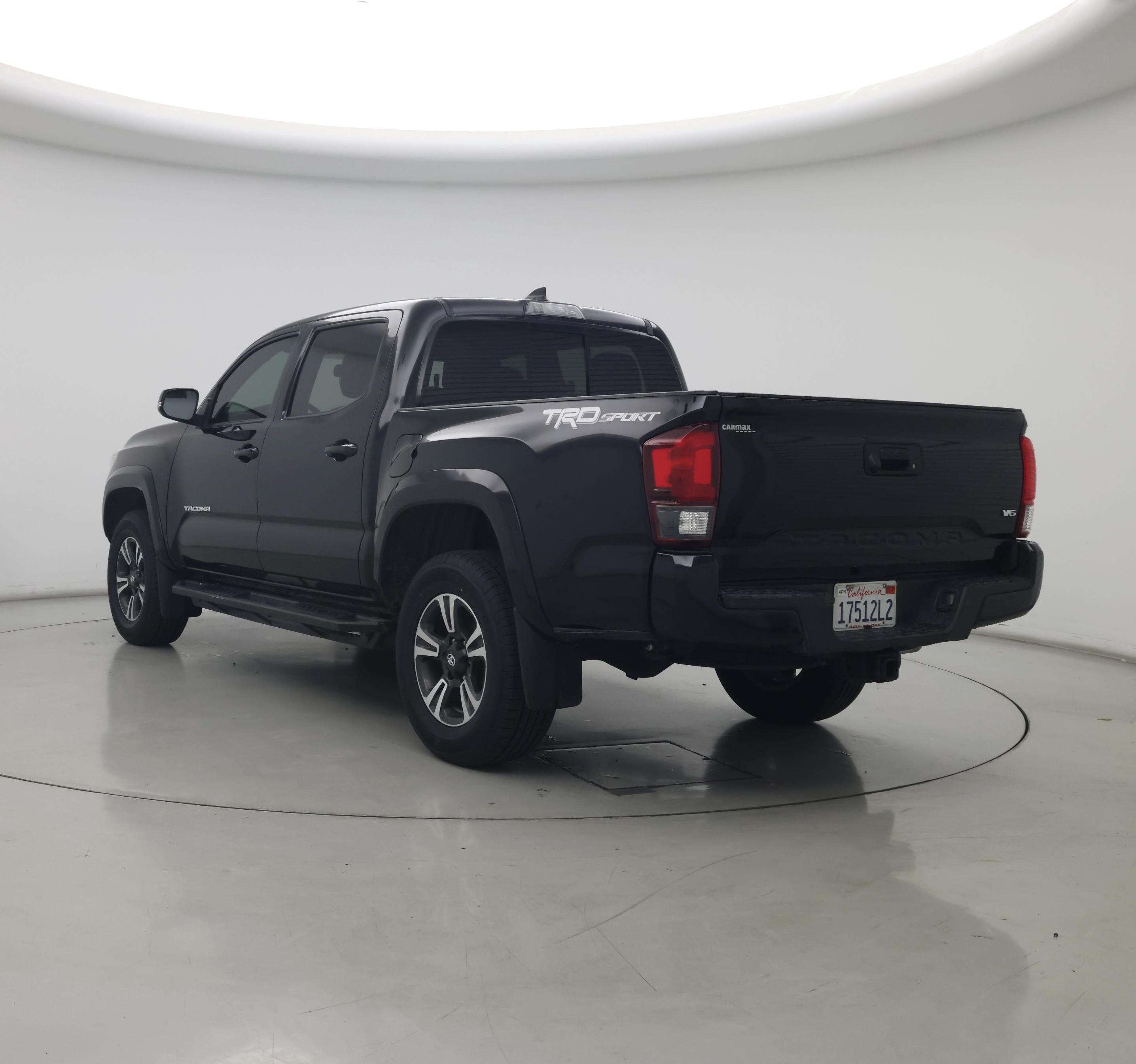 Thumbnail: 2018 Toyota Tacoma - 2