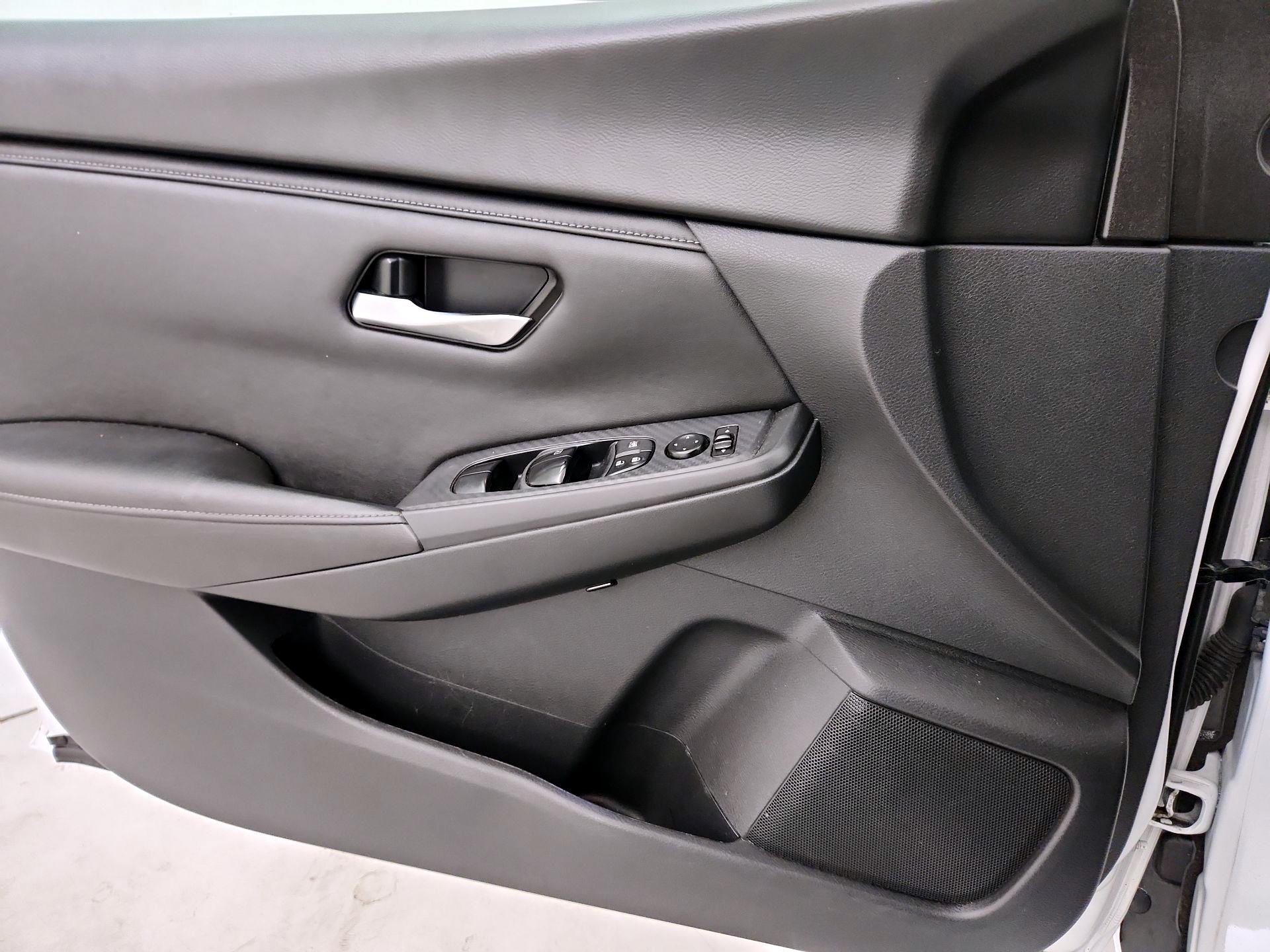 Thumbnail: 2024 Nissan Sentra - 12
