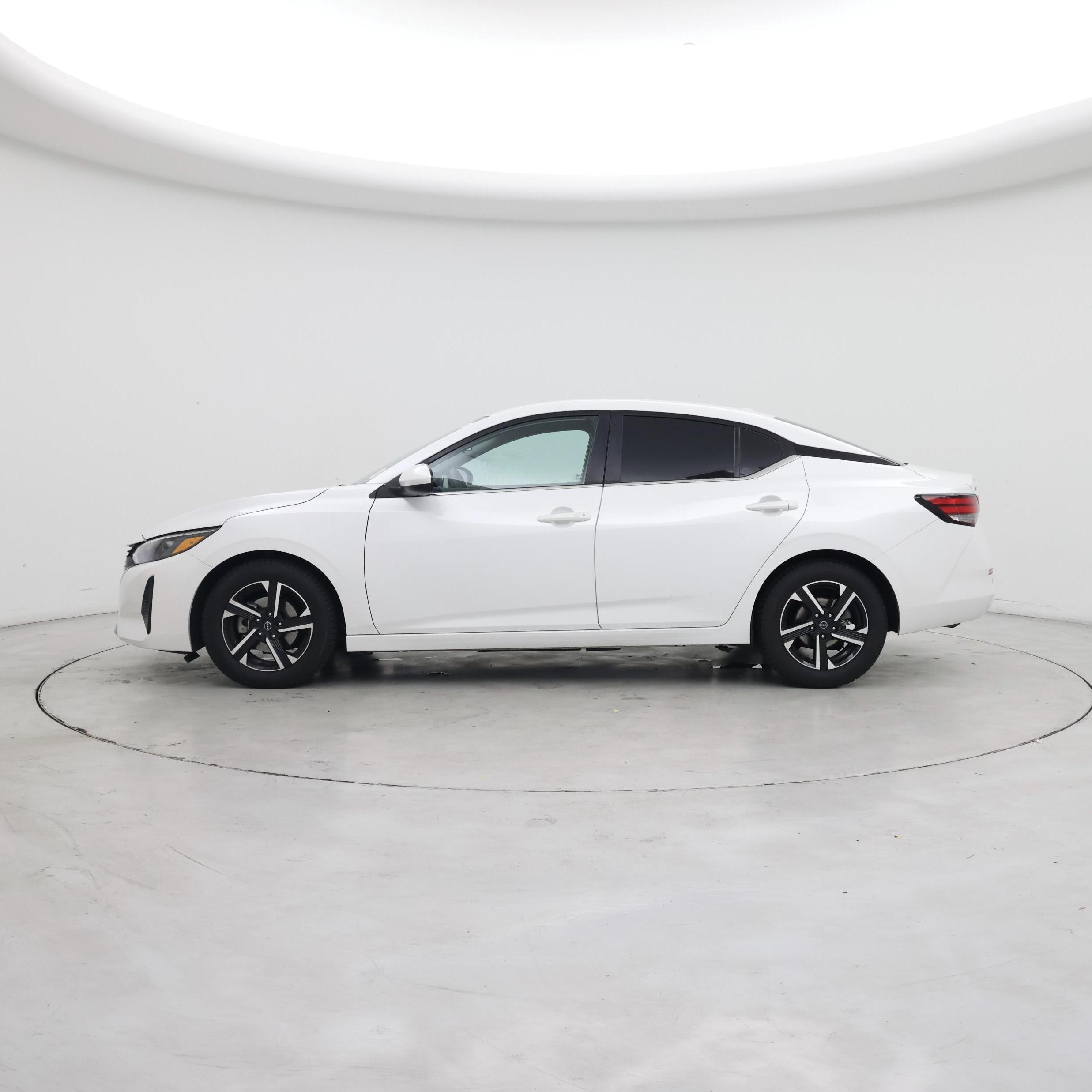 Thumbnail: 2024 Nissan Sentra - 3