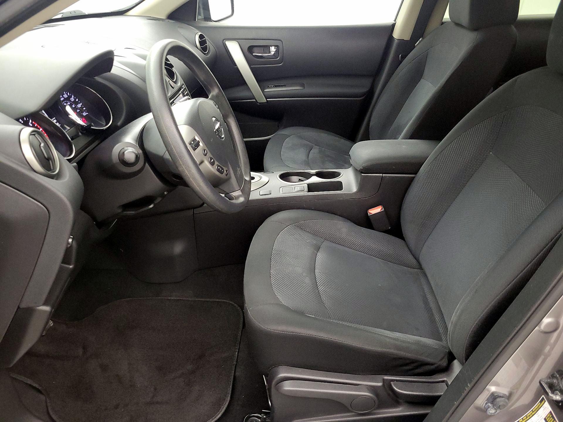 Thumbnail: 2015 Nissan Rogue - 11