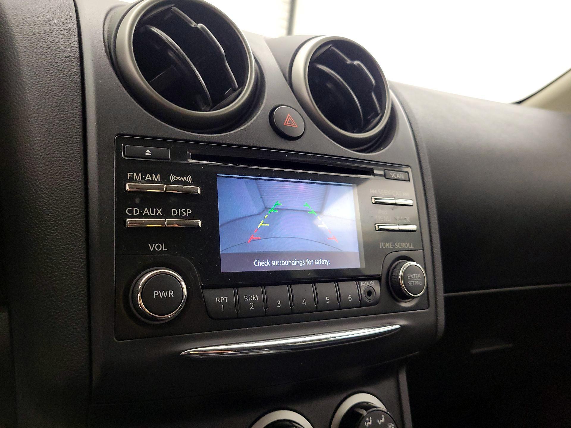 Thumbnail: 2015 Nissan Rogue - 14