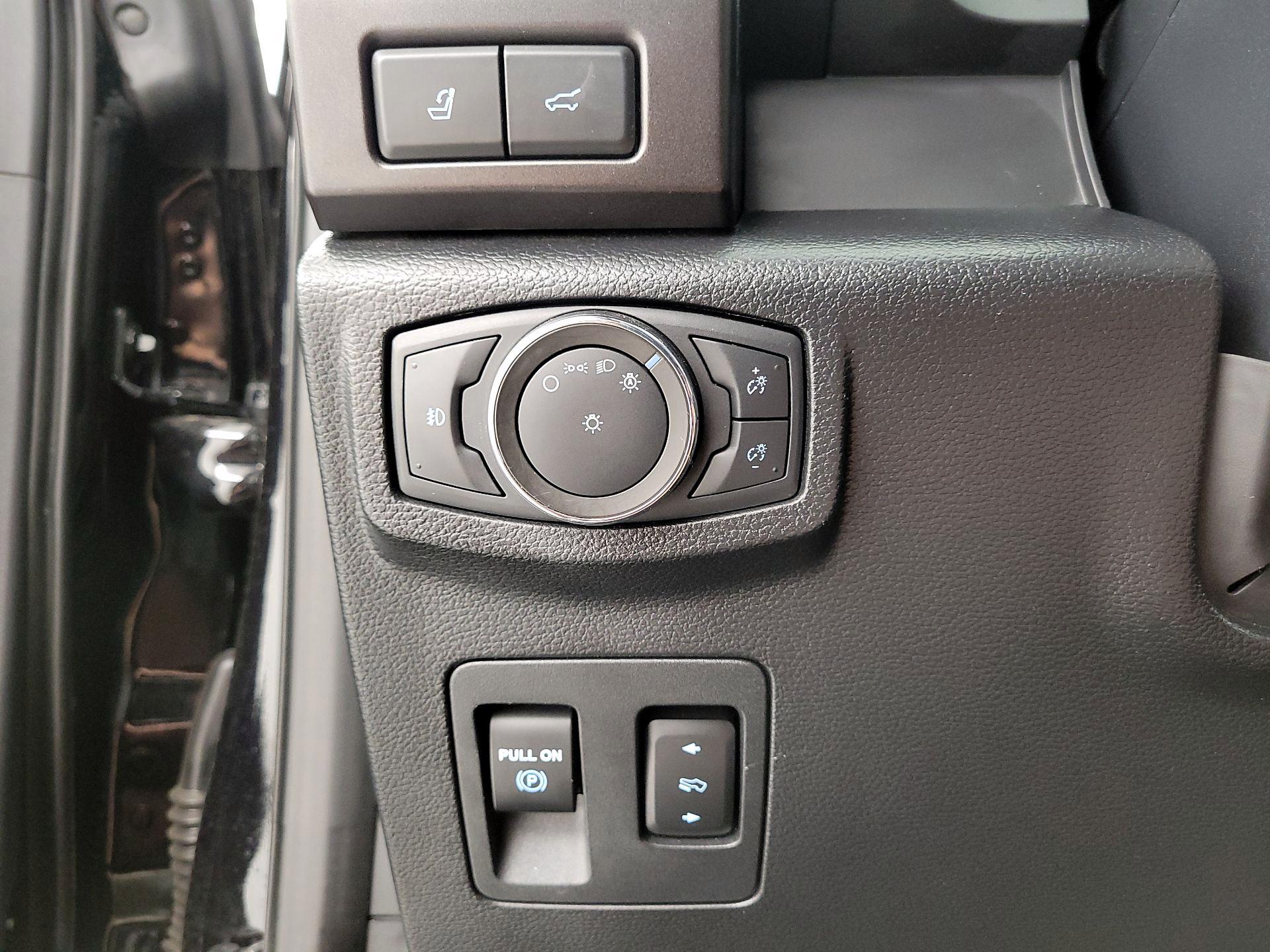 Thumbnail: 2021 Ford Expedition - 13