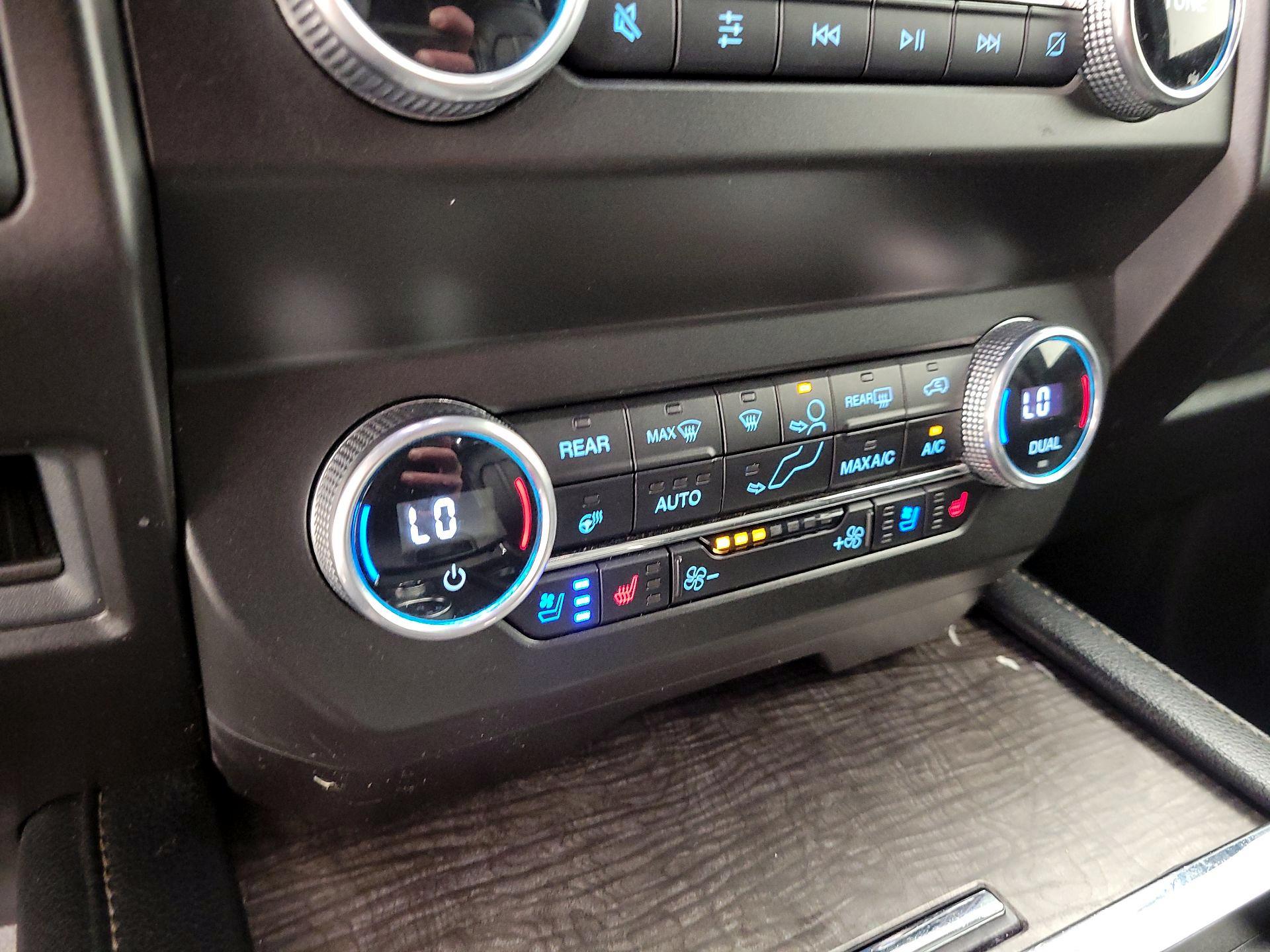 Thumbnail: 2021 Ford Expedition - 17