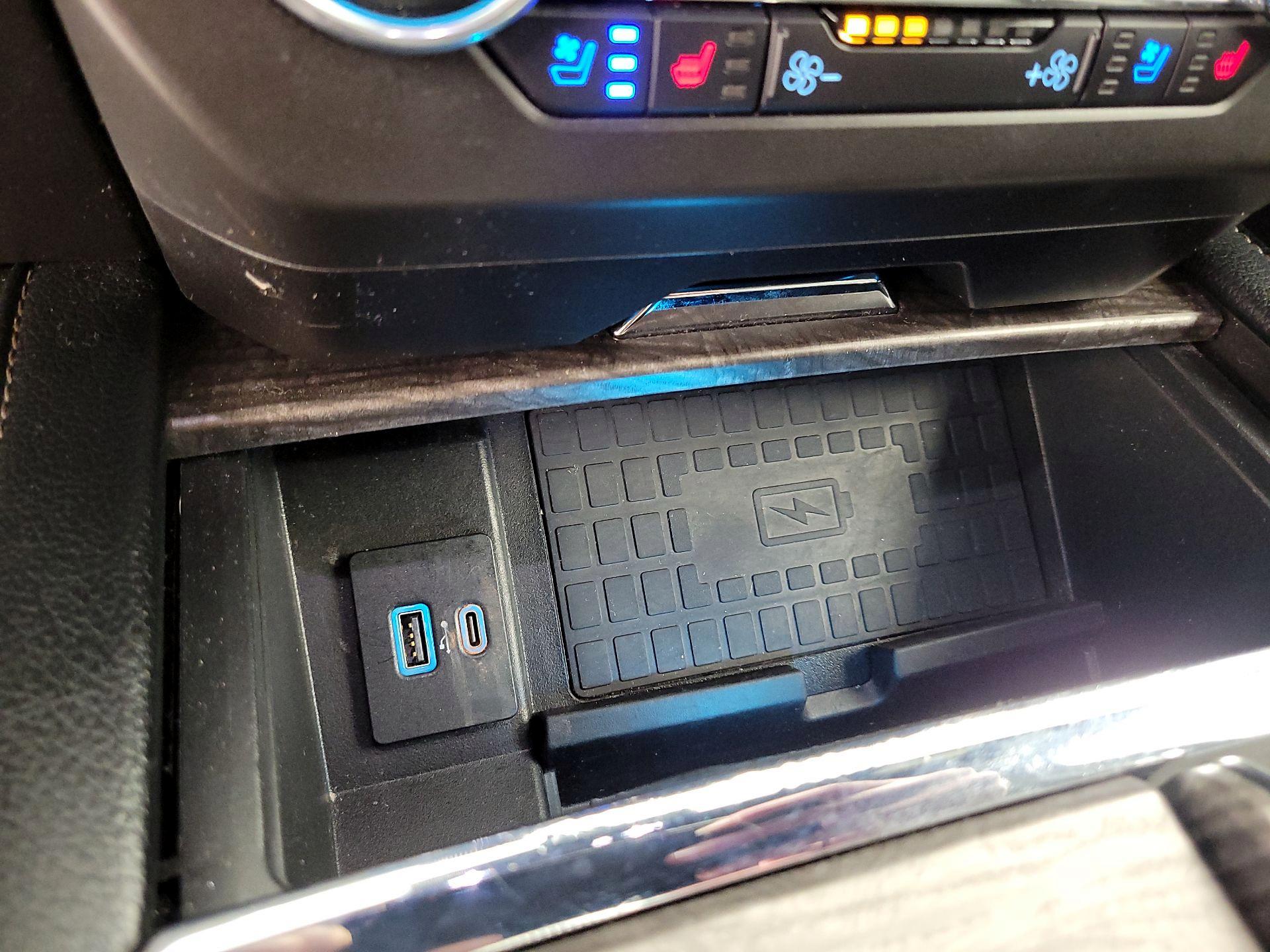 Thumbnail: 2021 Ford Expedition - 19