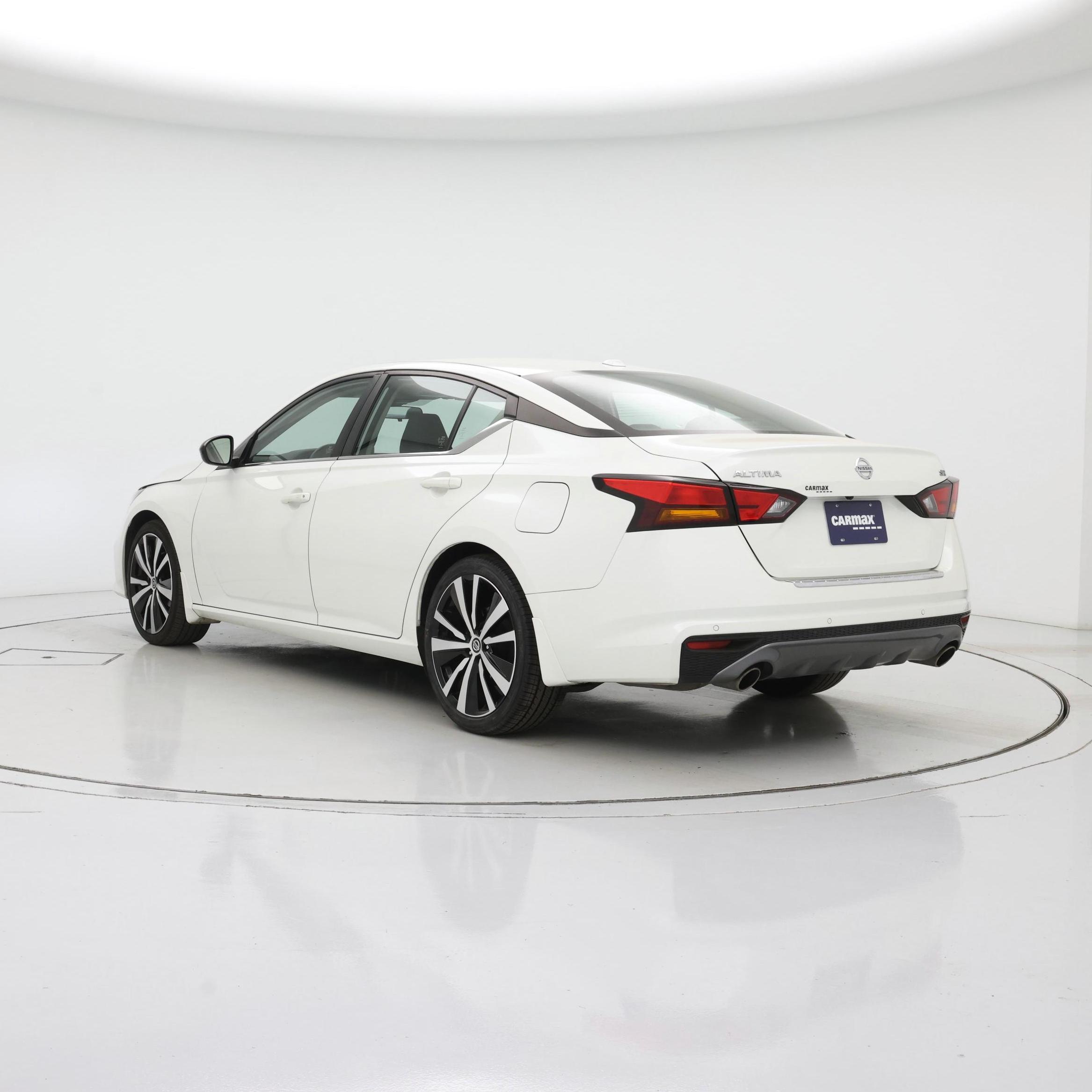 Thumbnail: 2022 Nissan Altima - 2