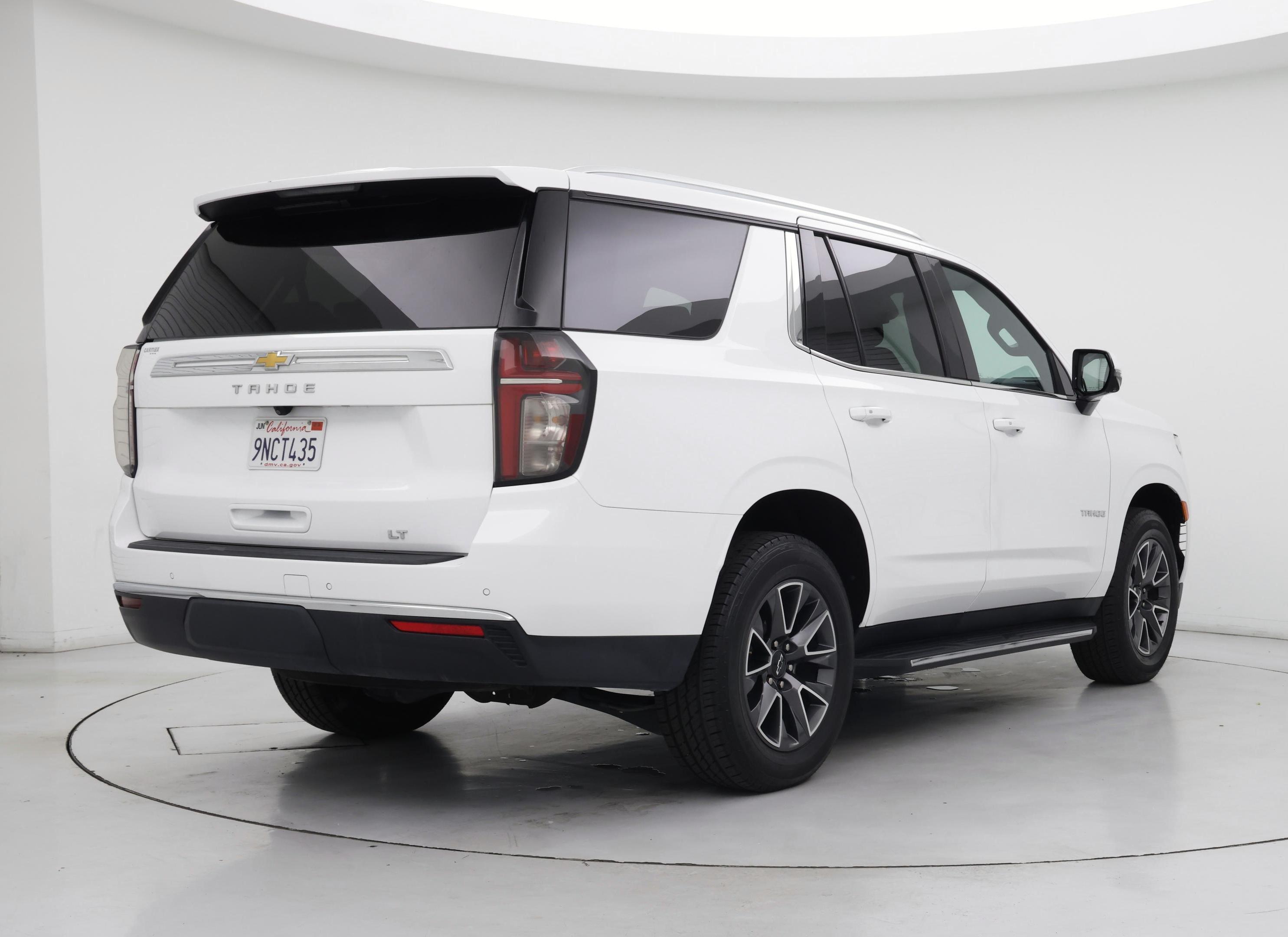 Thumbnail: 2023 Chevrolet Tahoe - 8