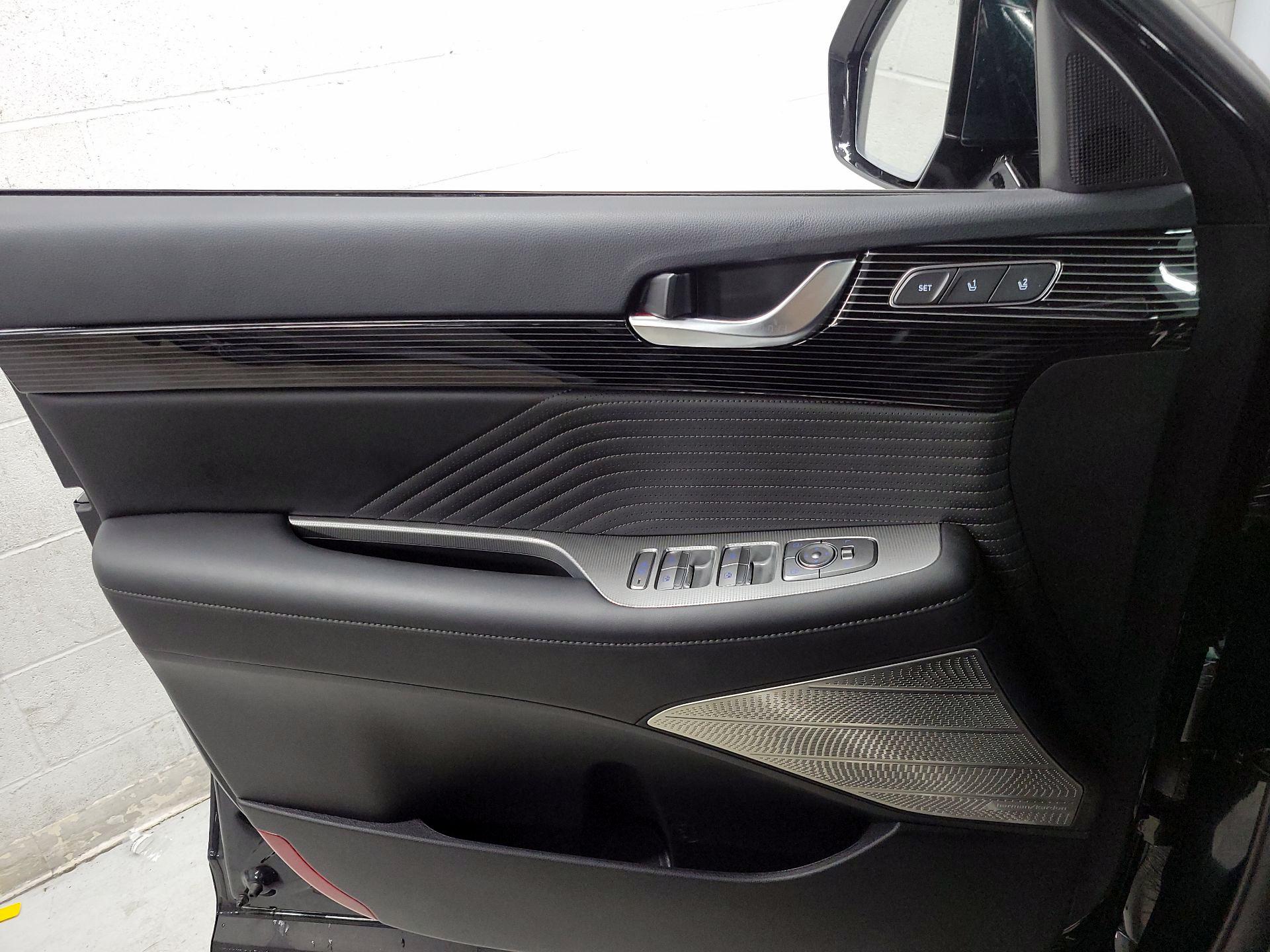 Thumbnail: 2025 Hyundai Palisade - 12