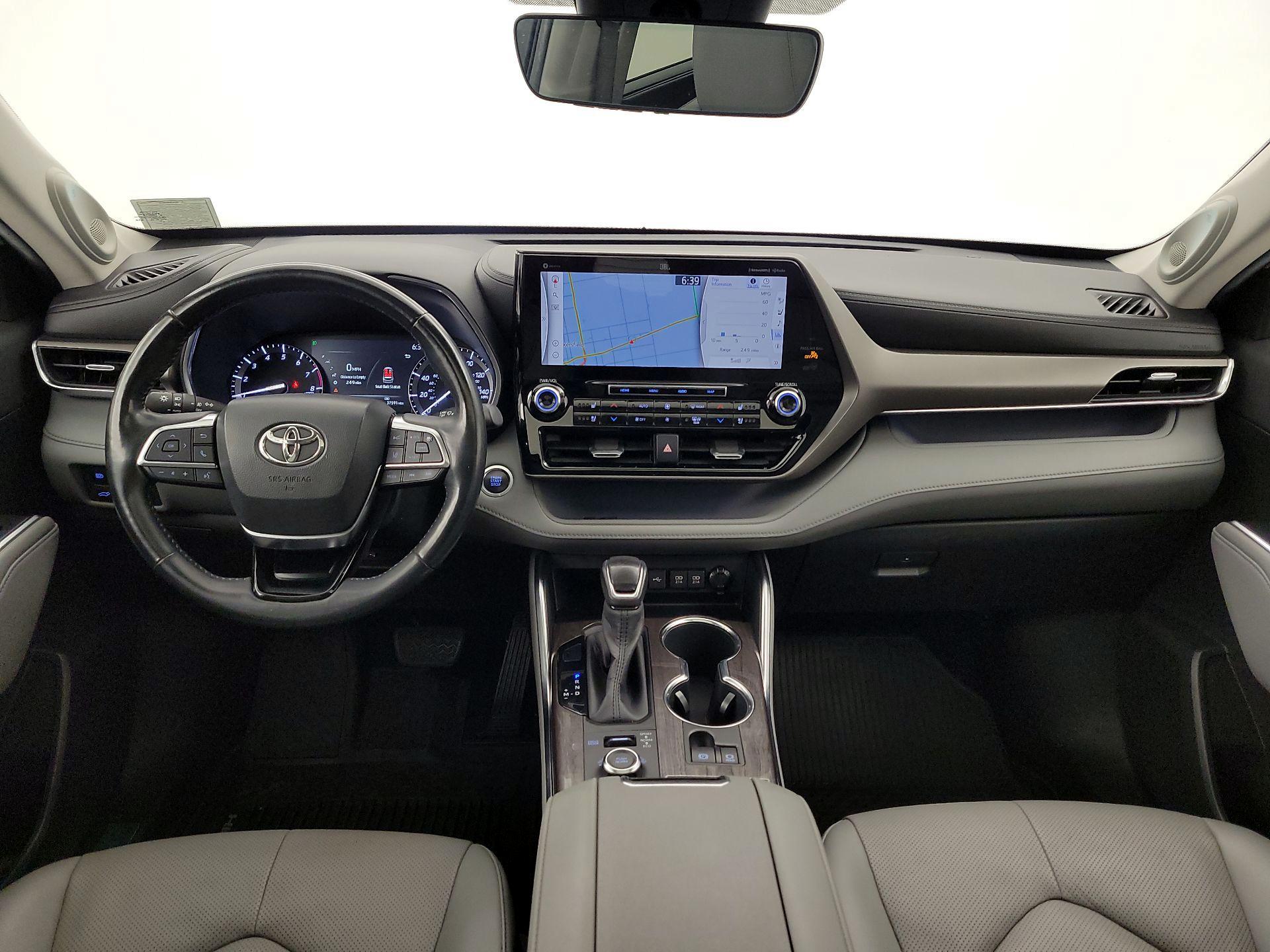Thumbnail: 2020 Toyota Highlander - 9