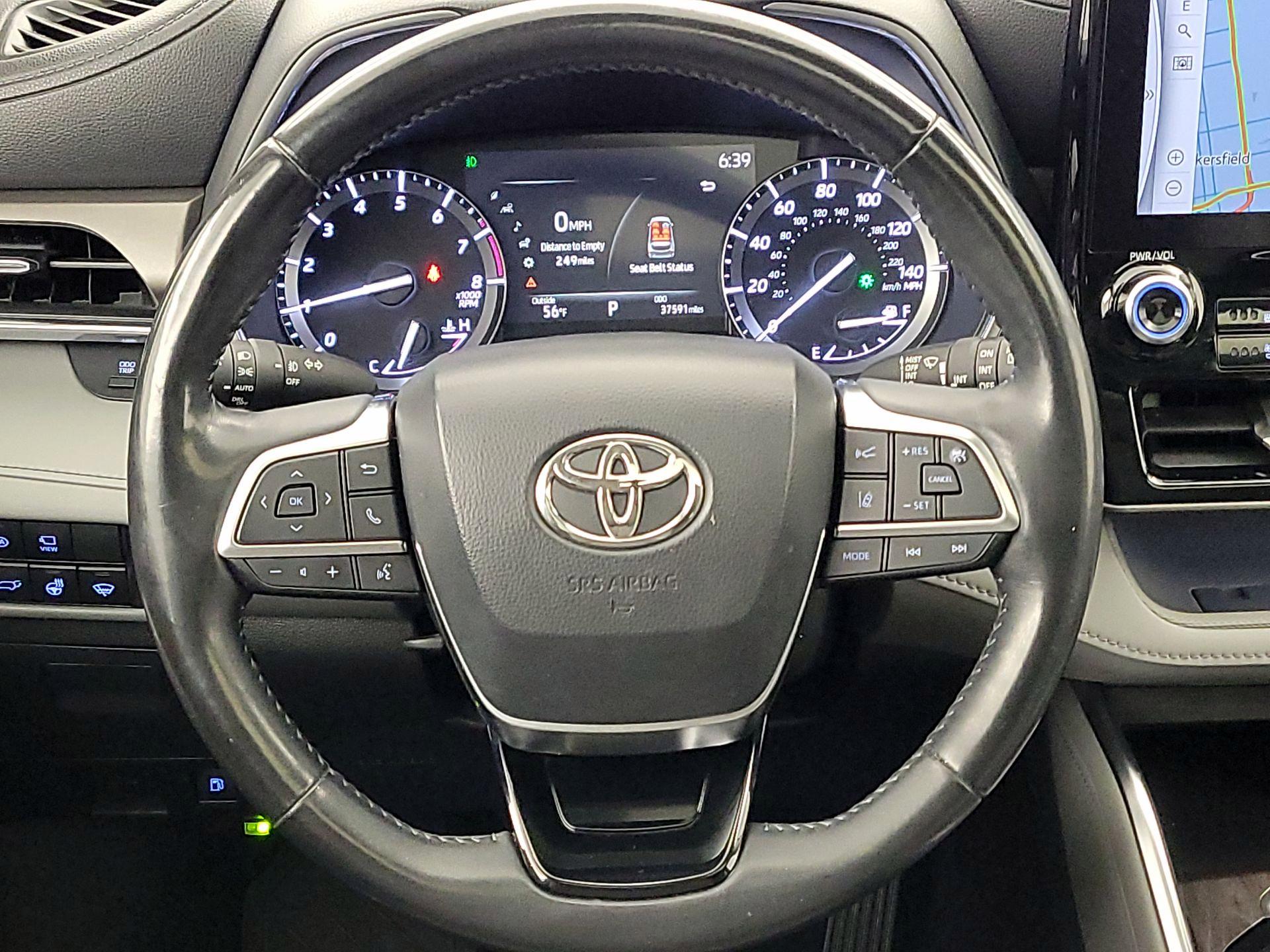 Thumbnail: 2020 Toyota Highlander - 10
