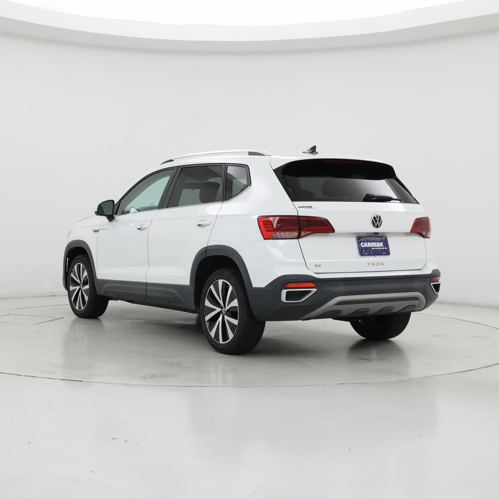 Thumbnail: 2022 Volkswagen Taos - 2