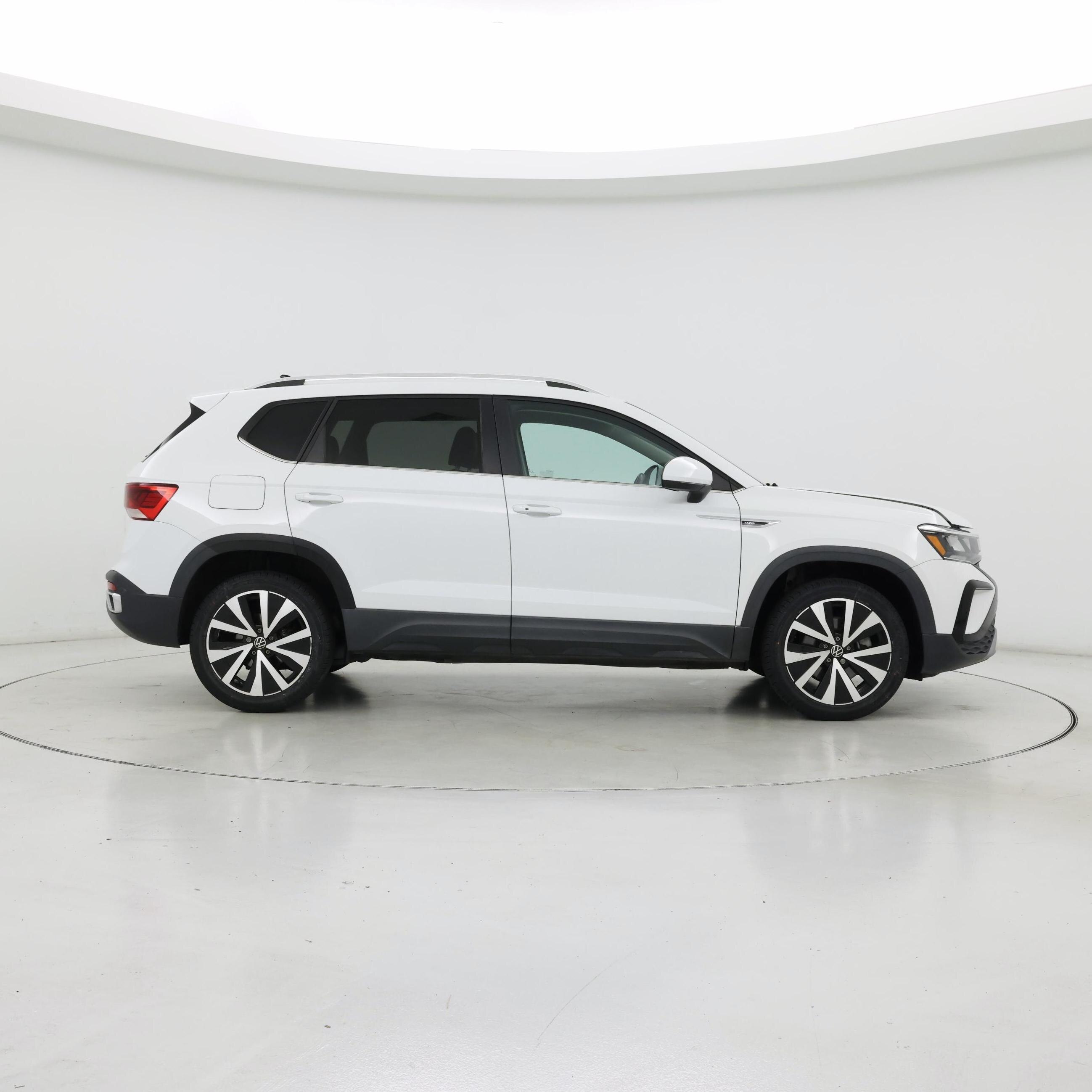 Thumbnail: 2022 Volkswagen Taos - 7