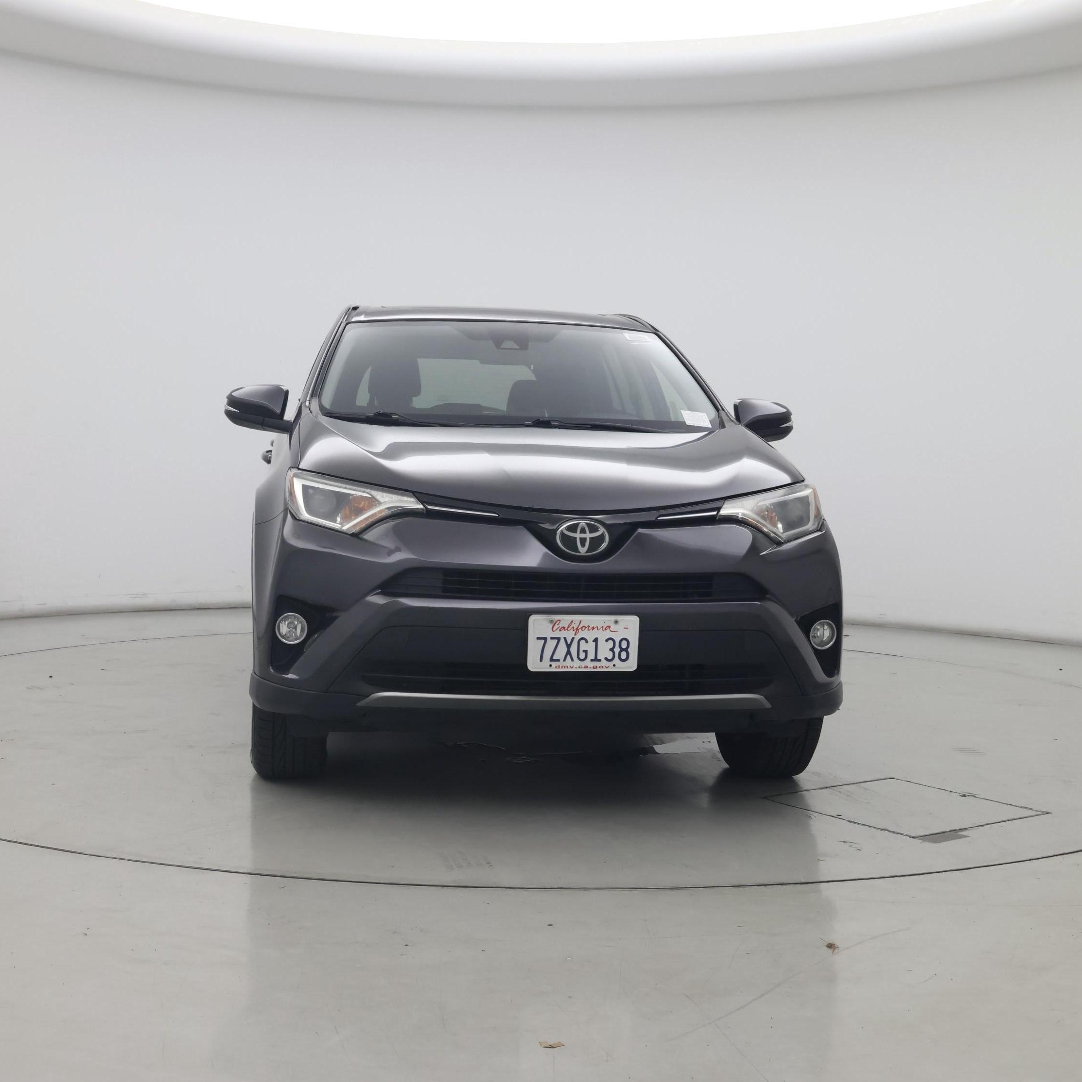 Thumbnail: 2018 Toyota RAV4 - 5