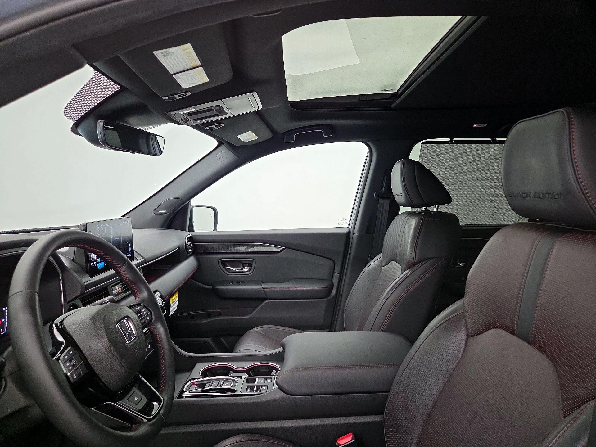 Thumbnail: 2025 Honda Pilot - 20
