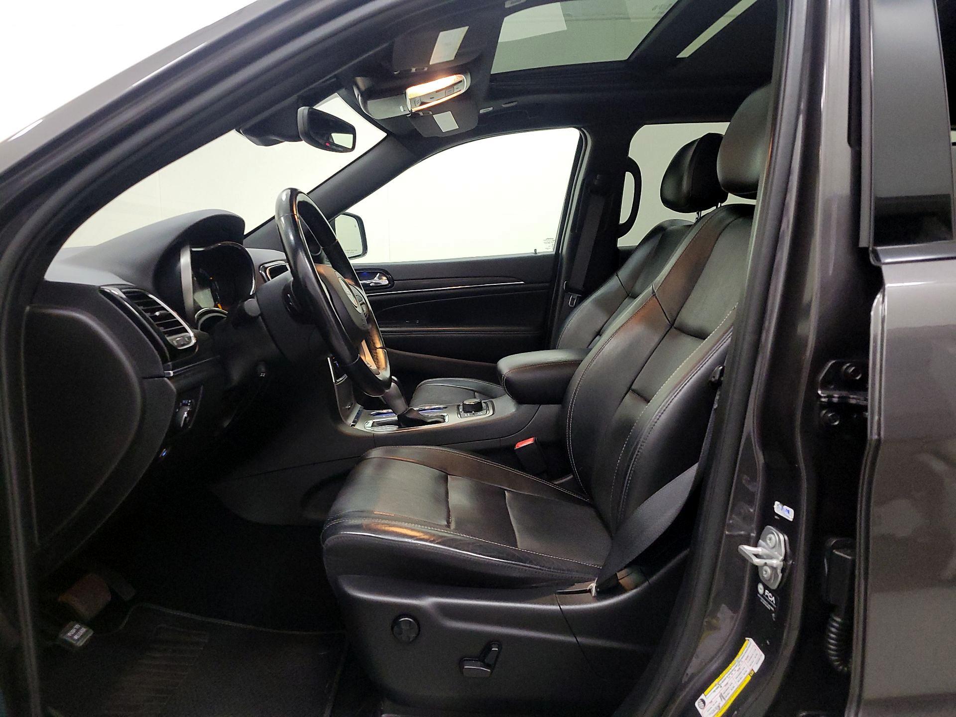 Thumbnail: 2021 Jeep Grand Cherokee - 11