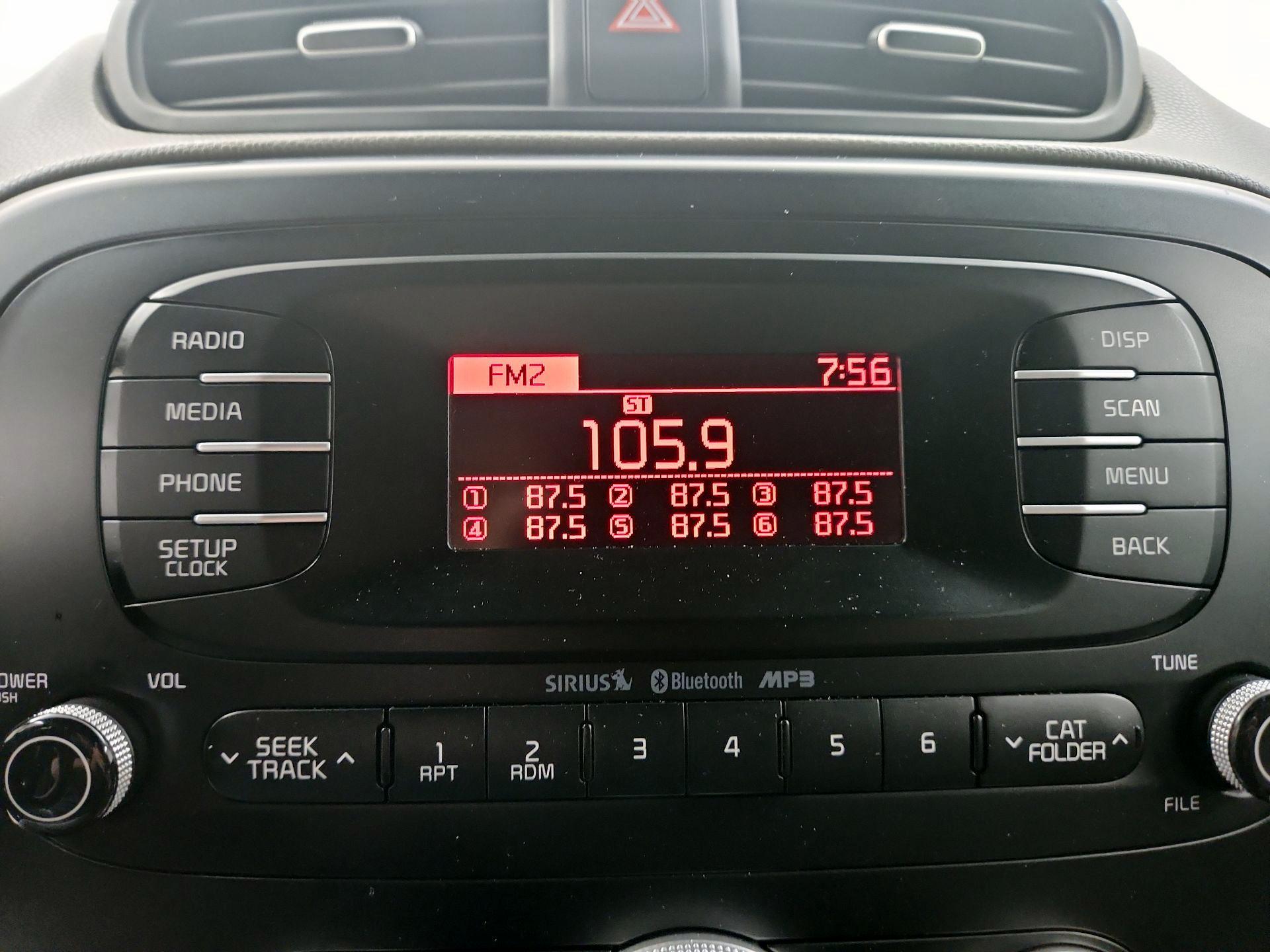 Thumbnail: 2015 Kia Soul - 14
