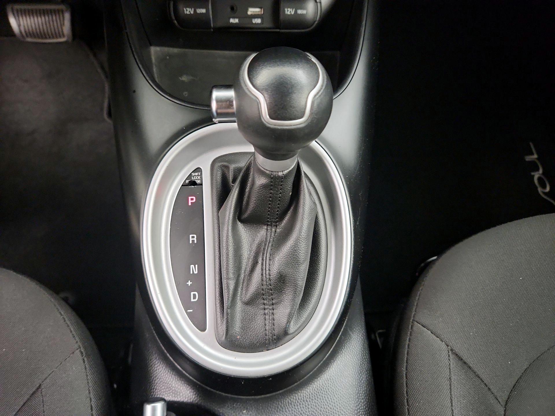 Thumbnail: 2015 Kia Soul - 16