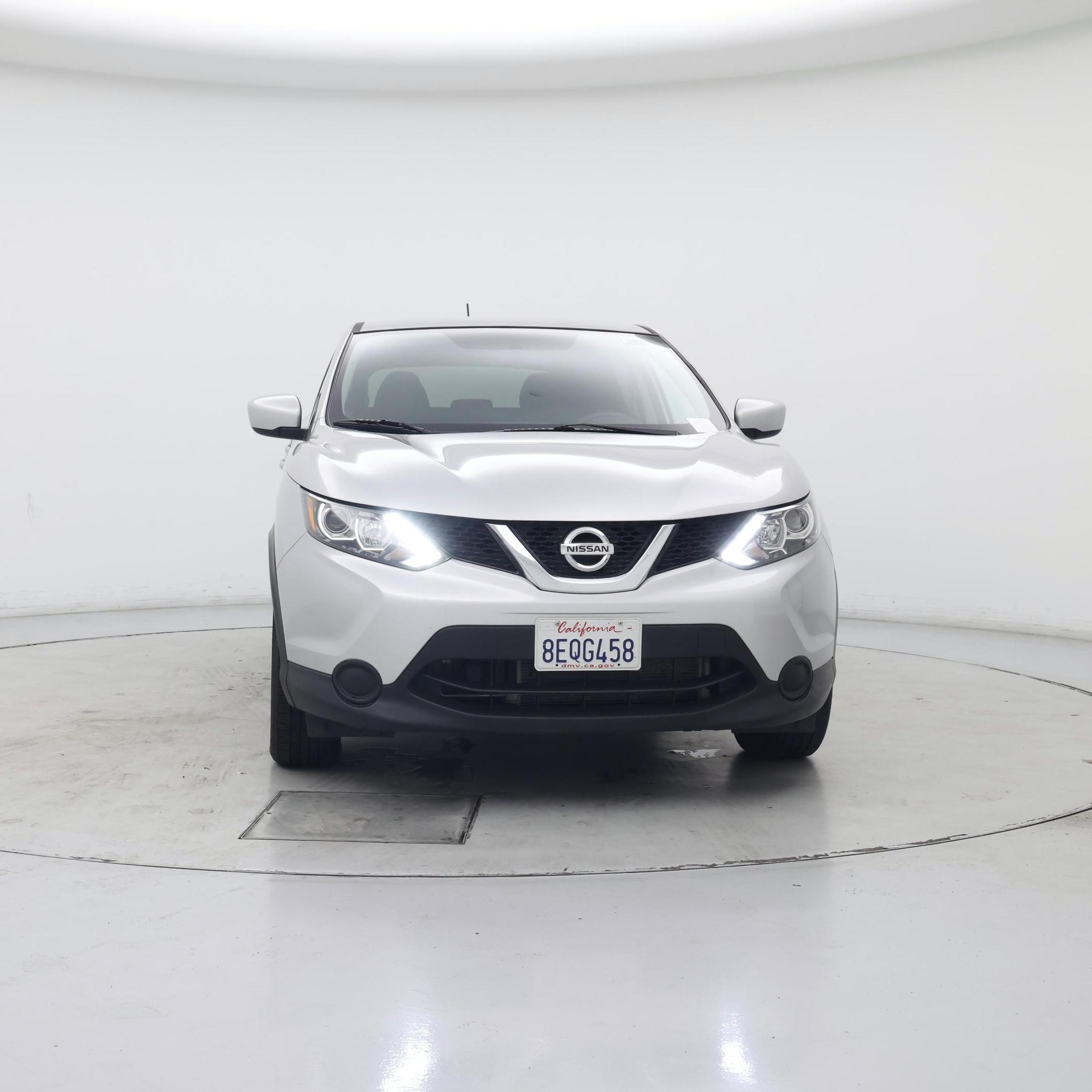 Thumbnail: 2017 Nissan Rogue Sport - 5
