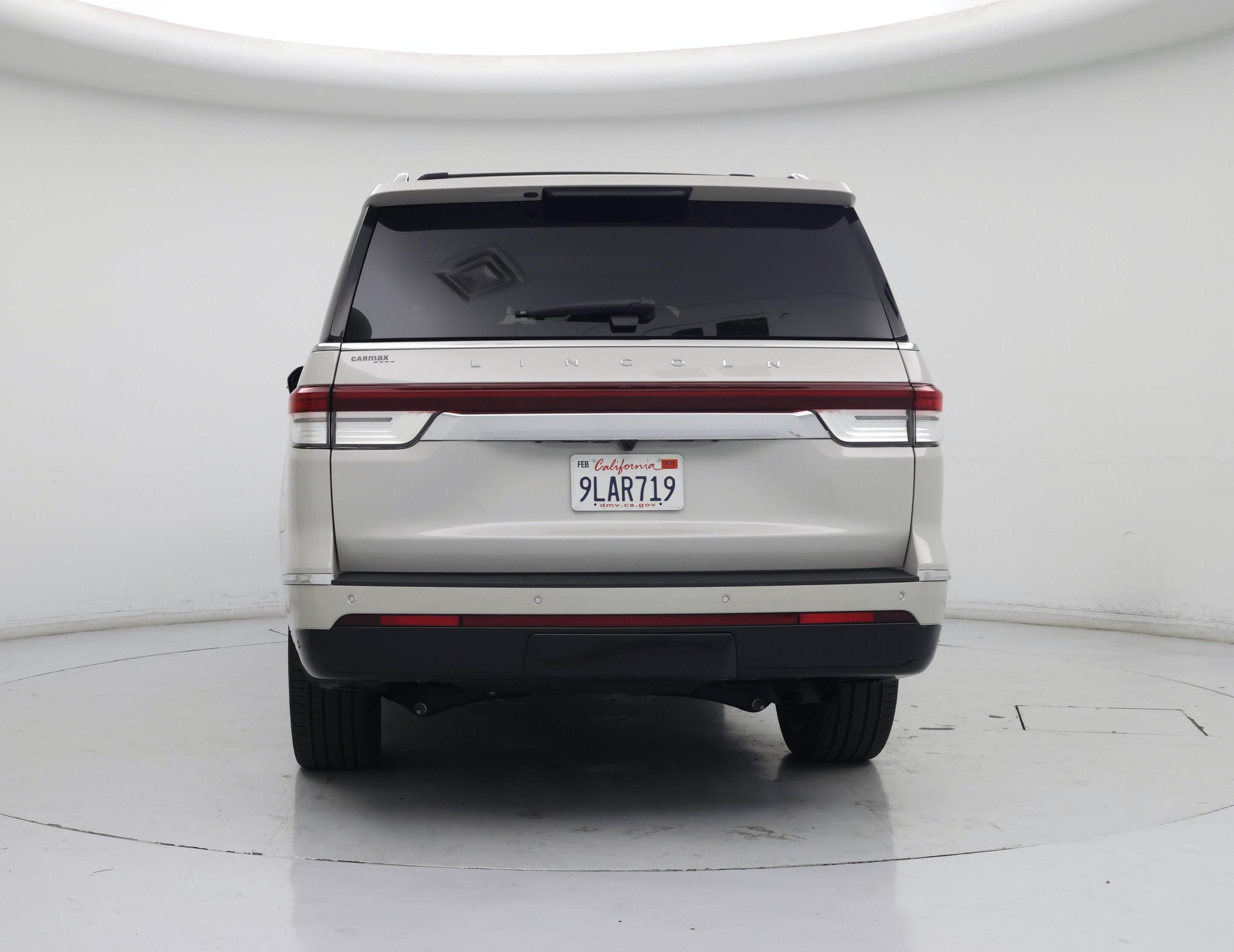 Thumbnail: 2024 Lincoln Navigator - 6