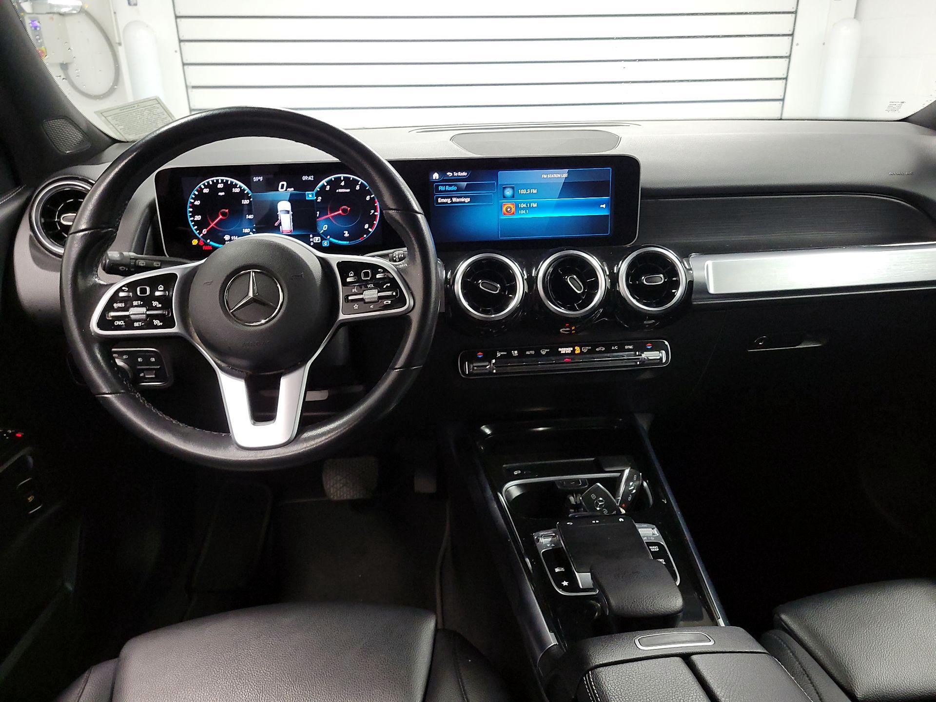 Thumbnail: 2020 Mercedes-Benz GLB - 9