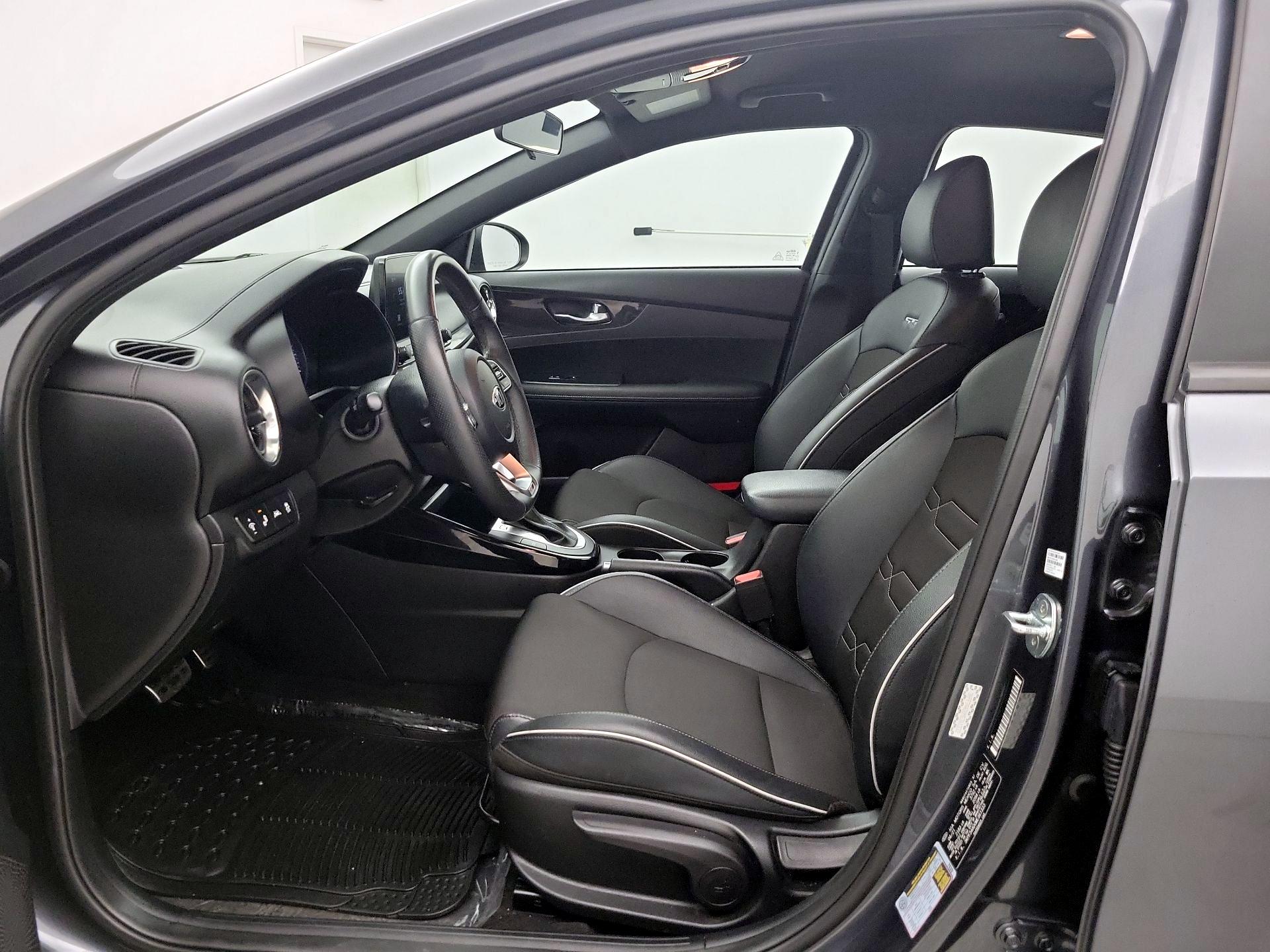 Thumbnail: 2021 Kia Forte - 11