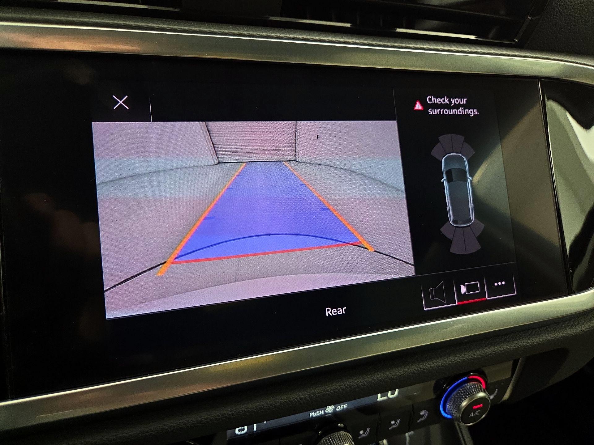 Thumbnail: 2021 Audi Q3 - 14