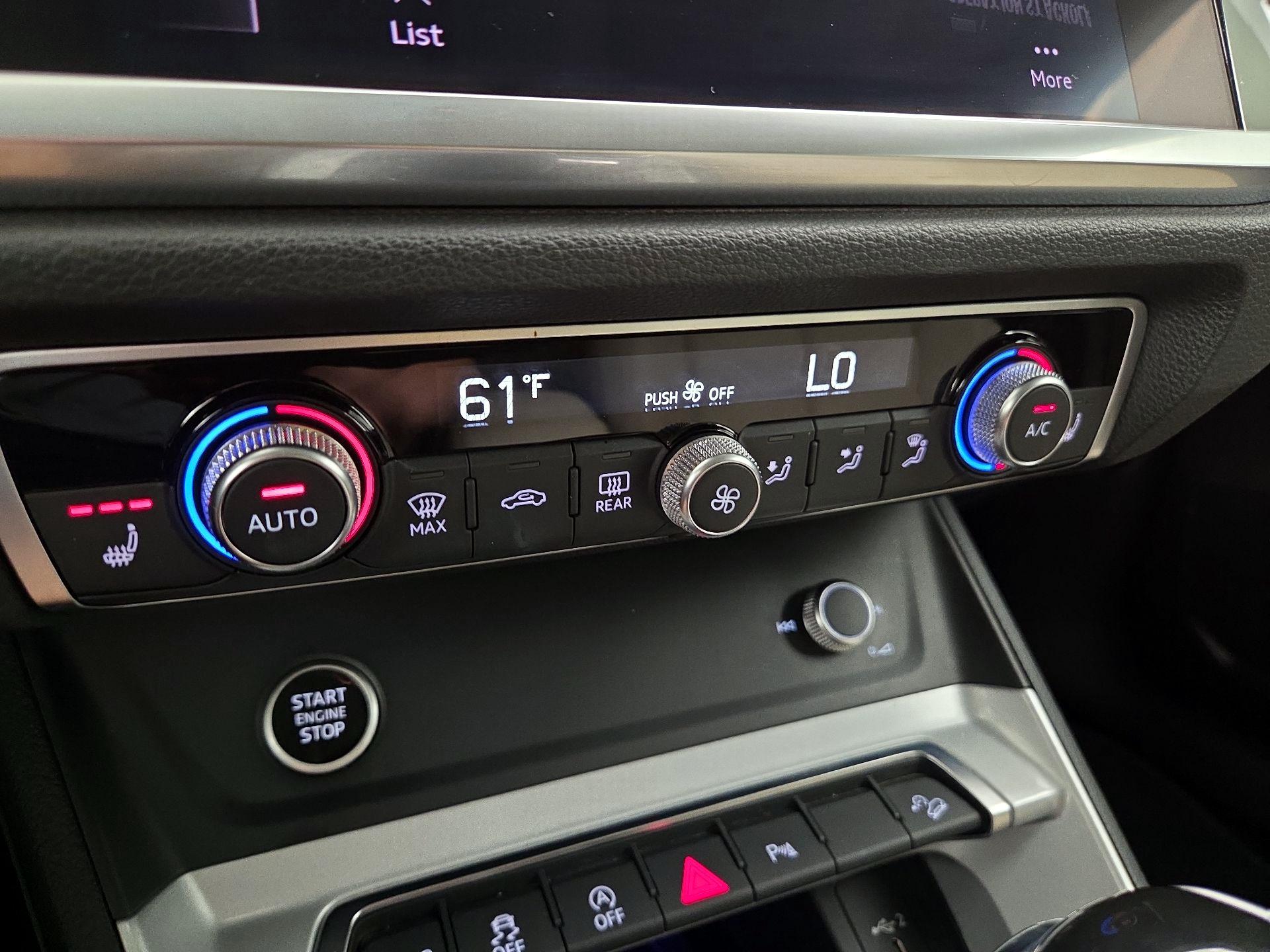 Thumbnail: 2021 Audi Q3 - 16