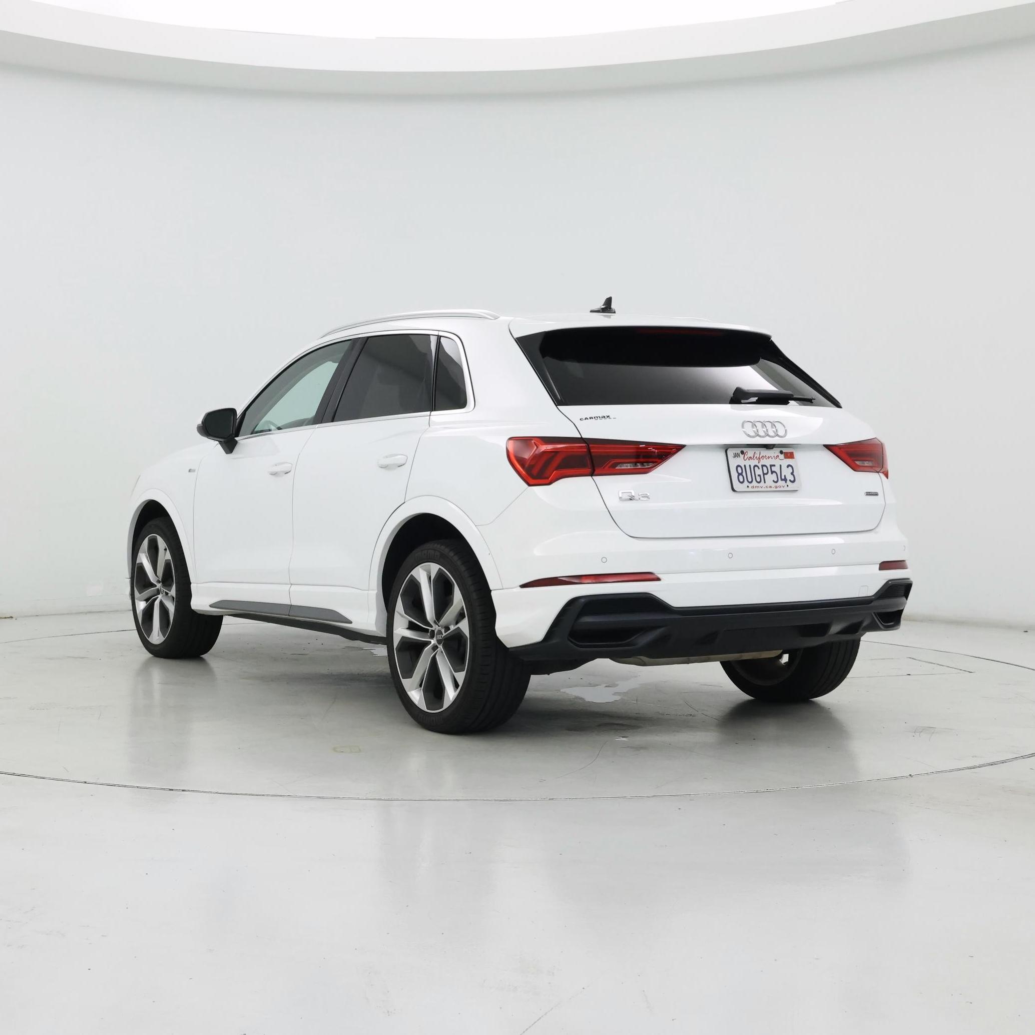 Thumbnail: 2021 Audi Q3 - 2