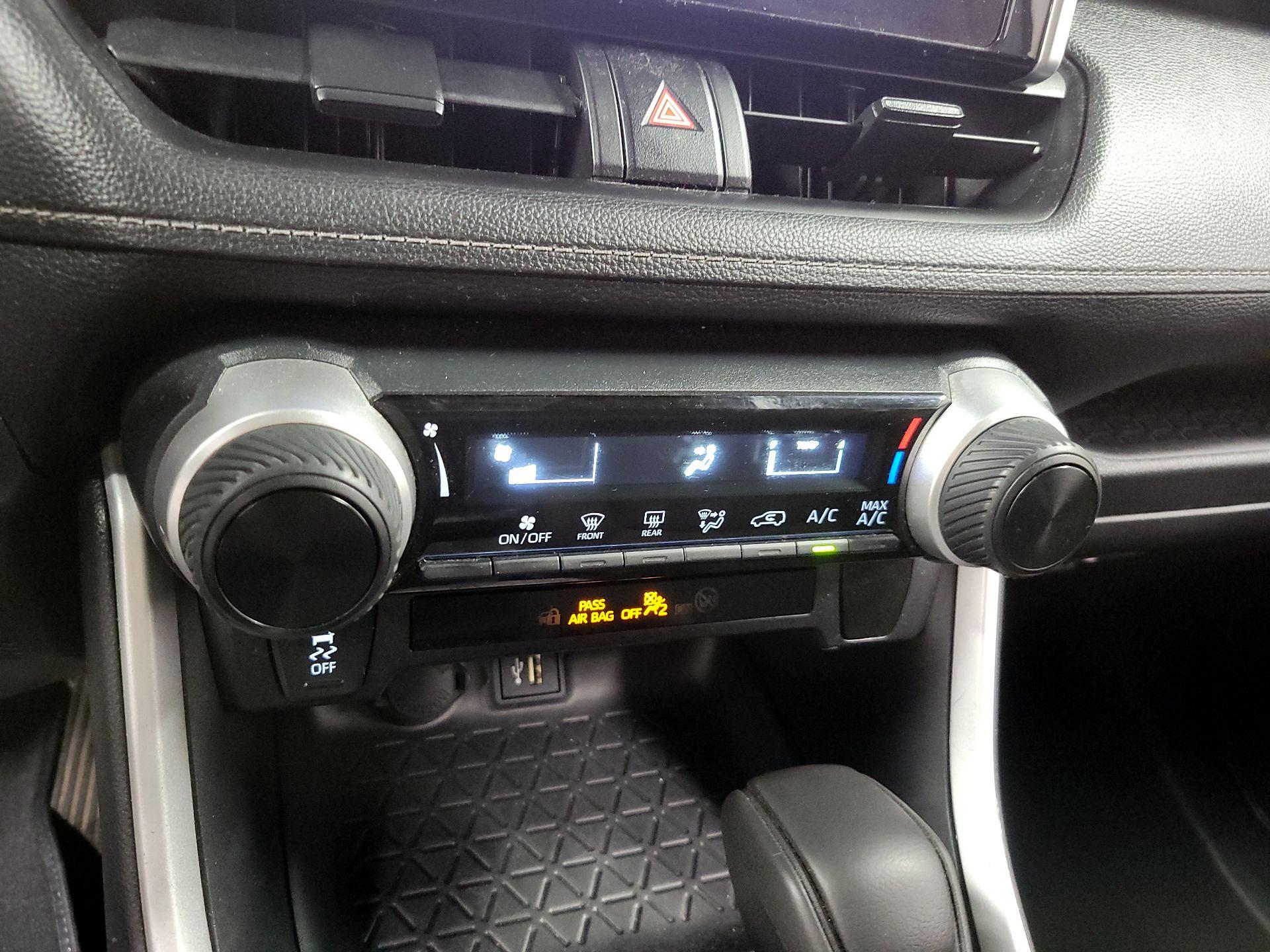 Thumbnail: 2023 Toyota RAV4 - 15