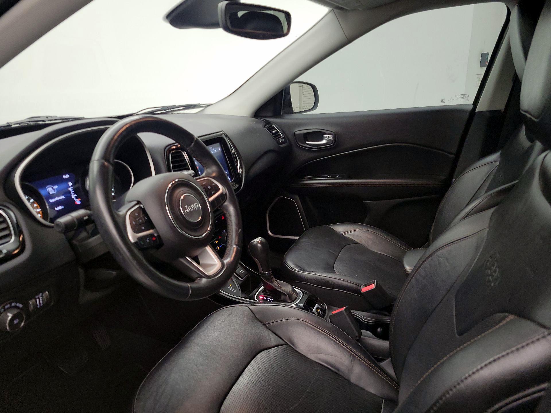 Thumbnail: 2017 Jeep Compass - 11