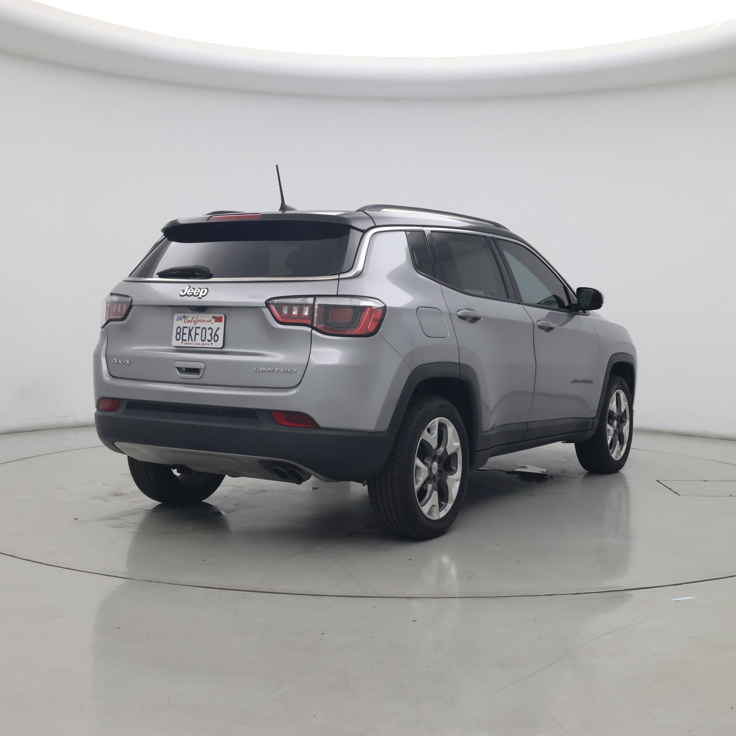 Thumbnail: 2017 Jeep Compass - 8