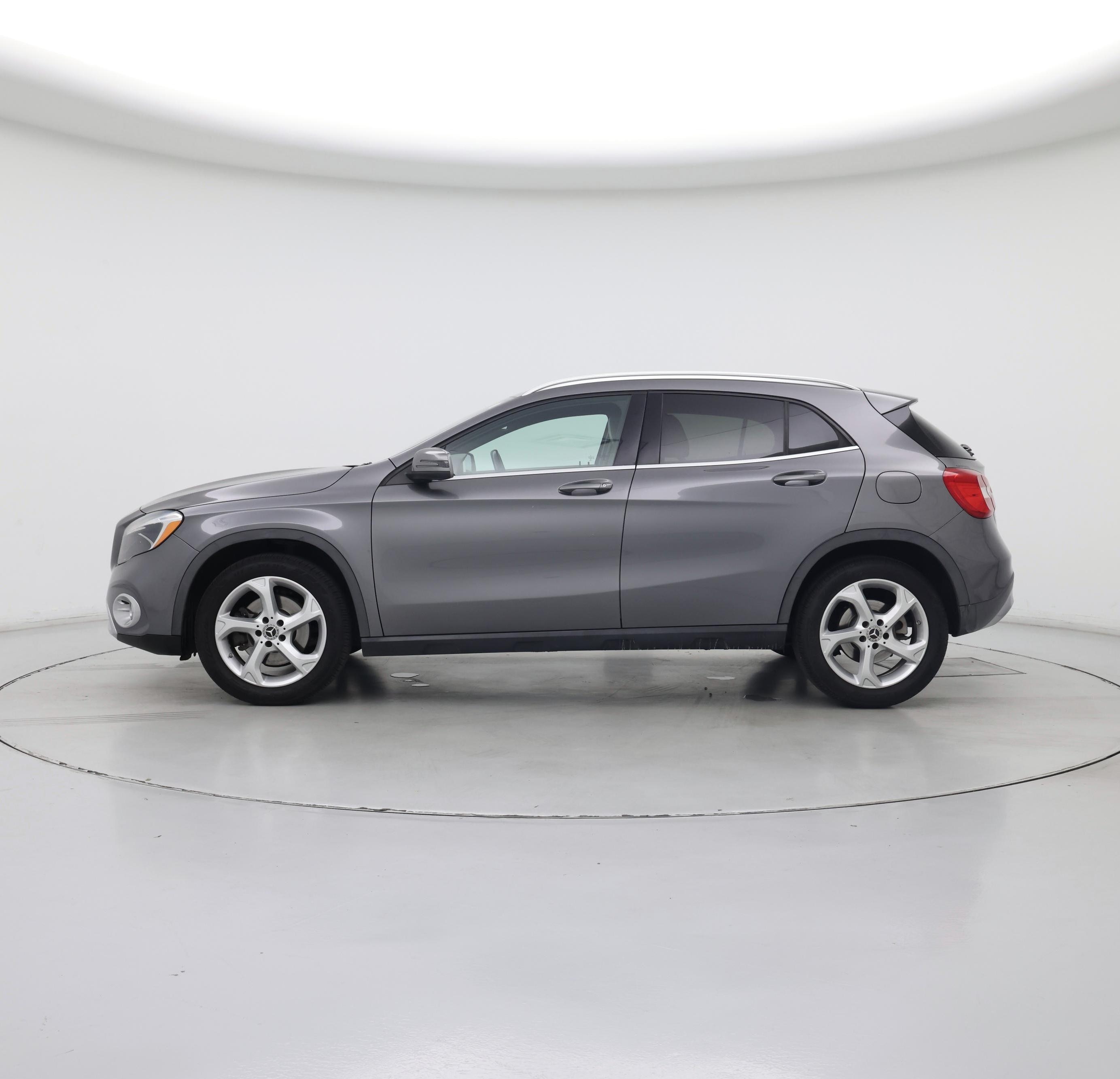 Thumbnail: 2018 Mercedes-Benz GLA - 3
